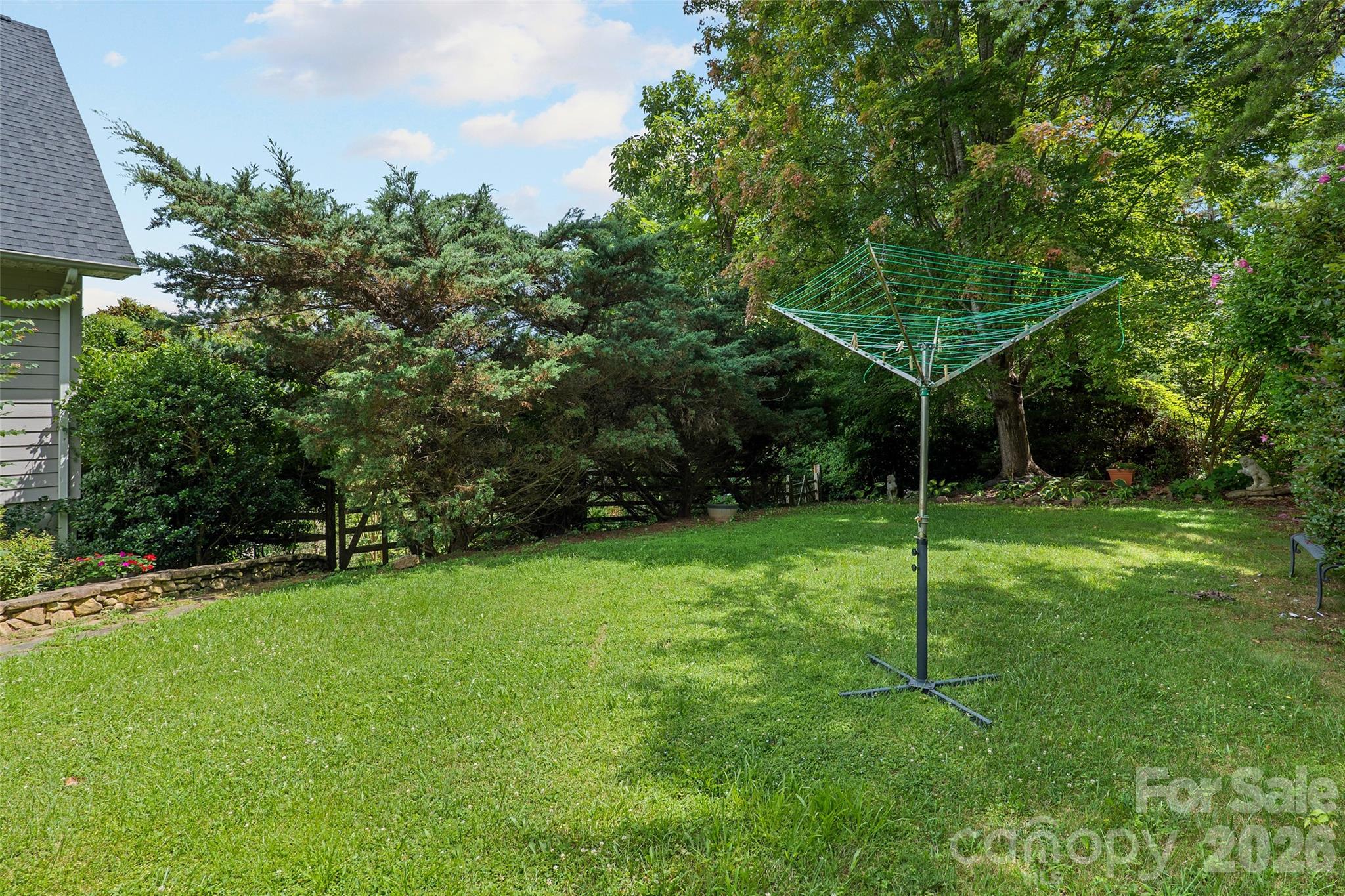 15 Willow Knolls Drive — Weaverville