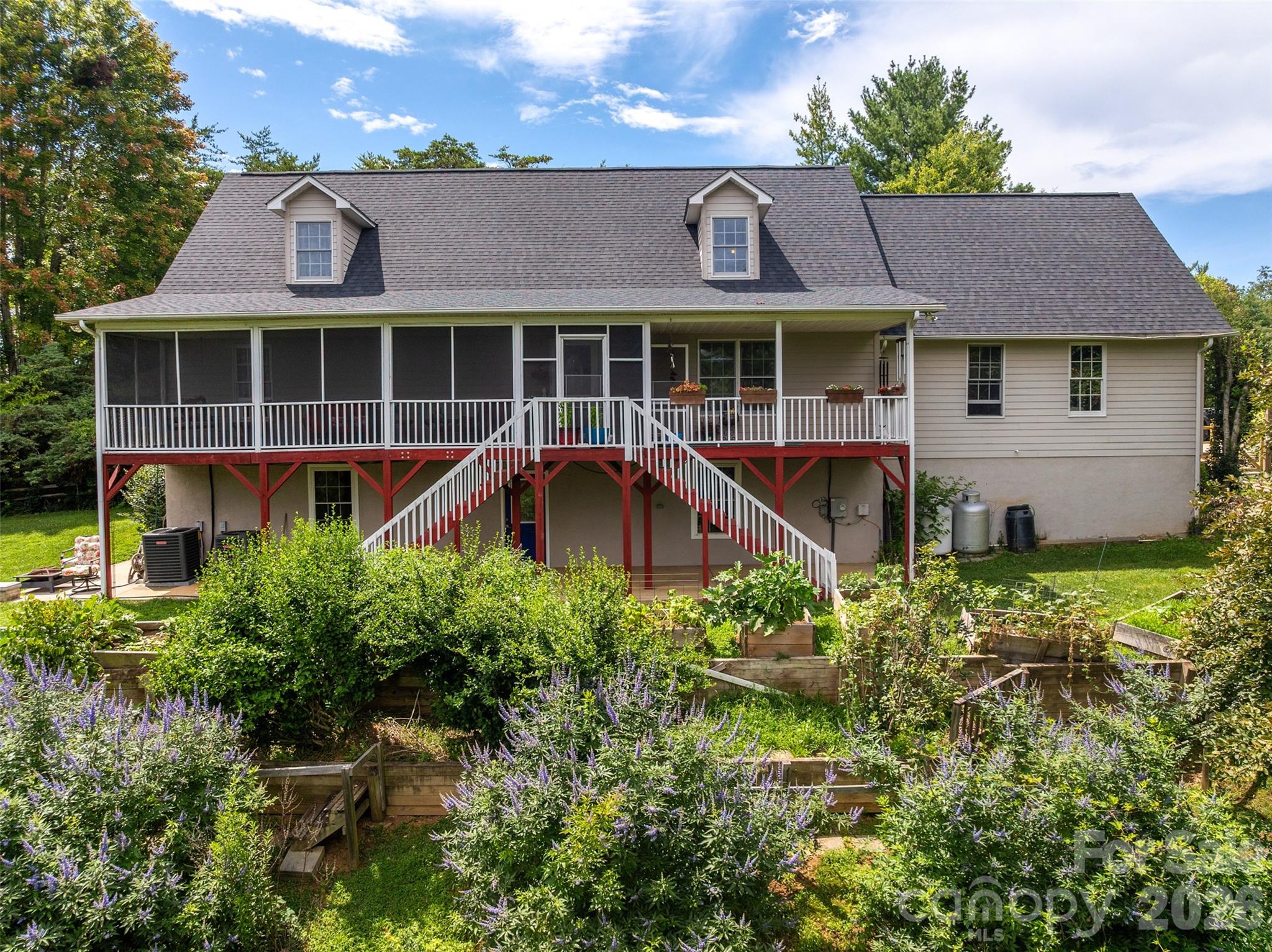 15 Willow Knolls Drive — Weaverville