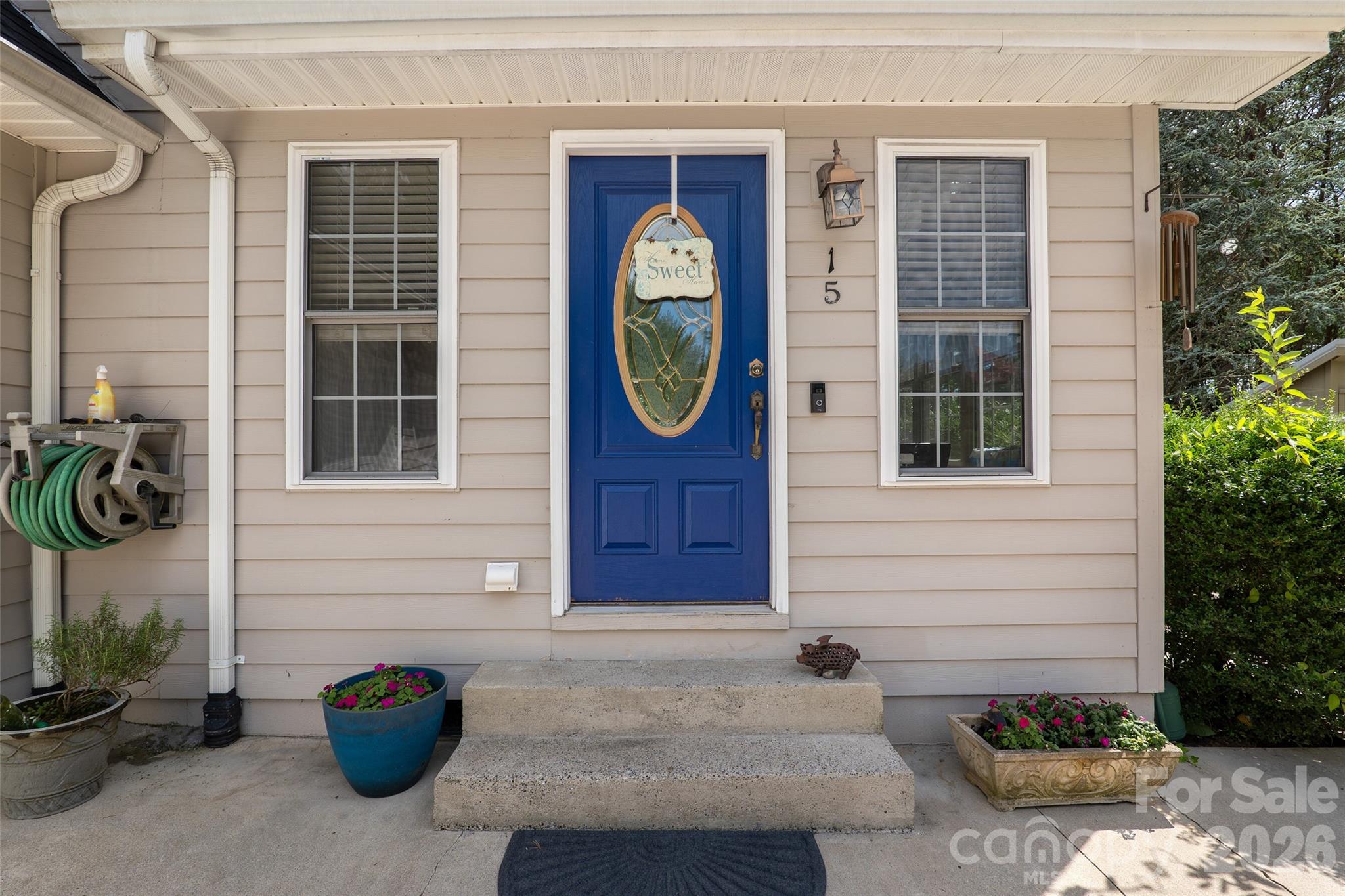 15 Willow Knolls Drive — Weaverville