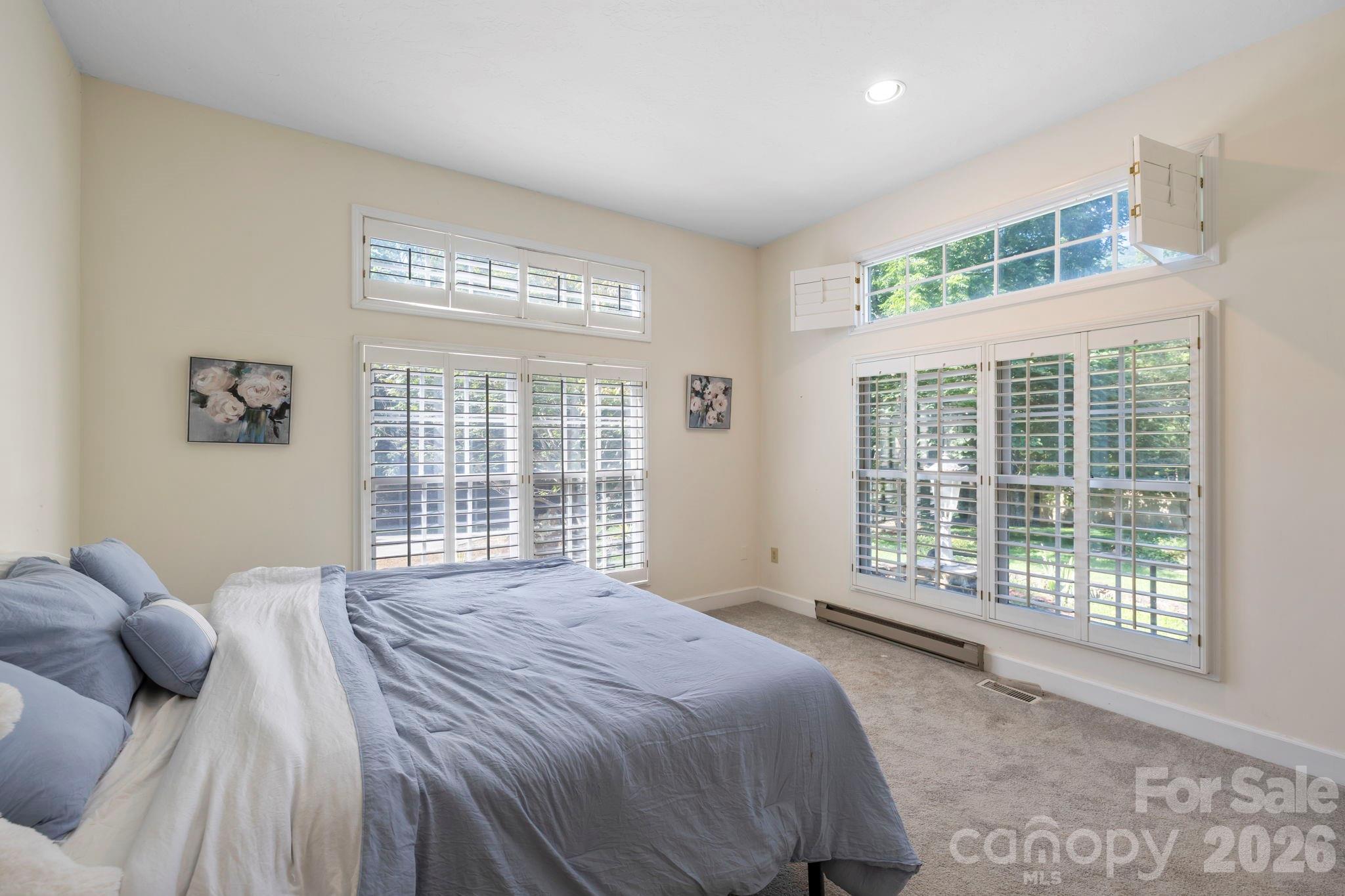 652 Avery Creek Road — Arden