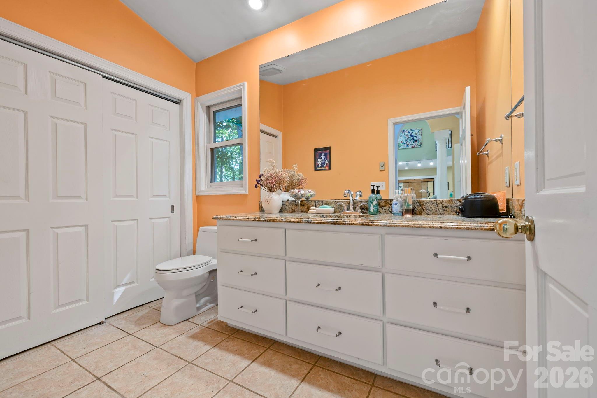 652 Avery Creek Road — Arden
