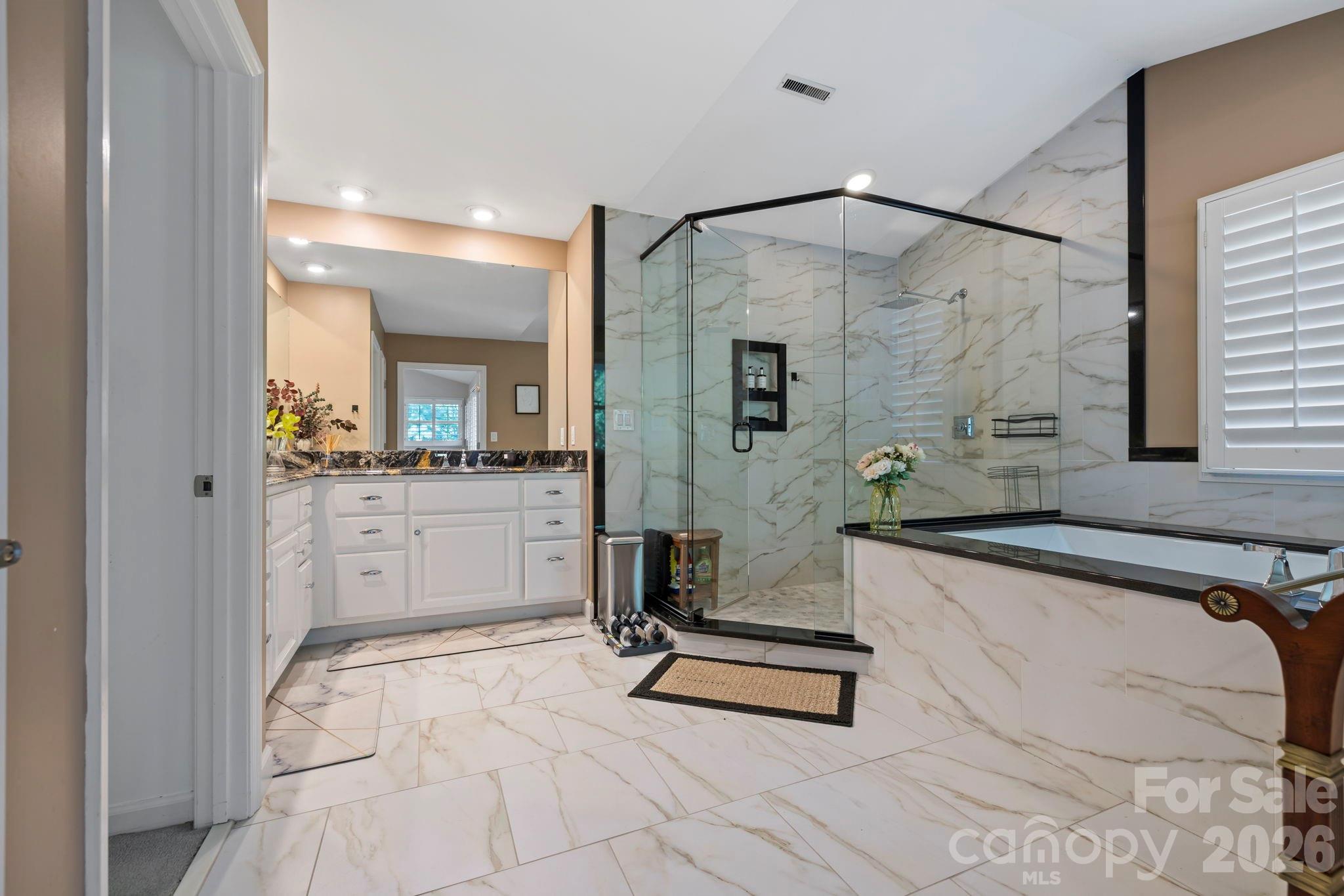 652 Avery Creek Road — Arden