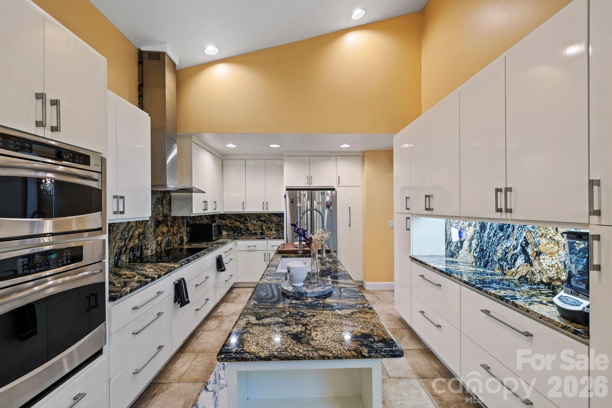 652 Avery Creek Road — Arden