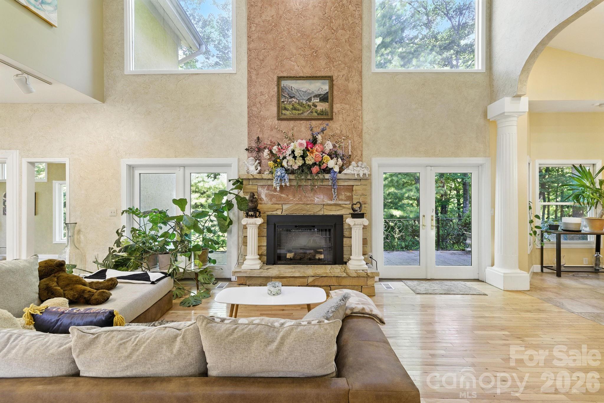 652 Avery Creek Road — Arden
