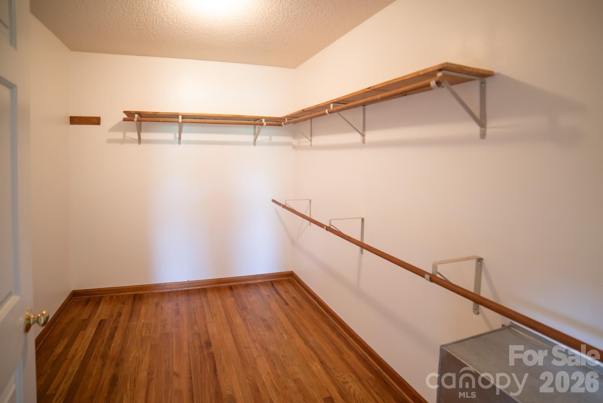 1633 Jamestown Road — Morganton