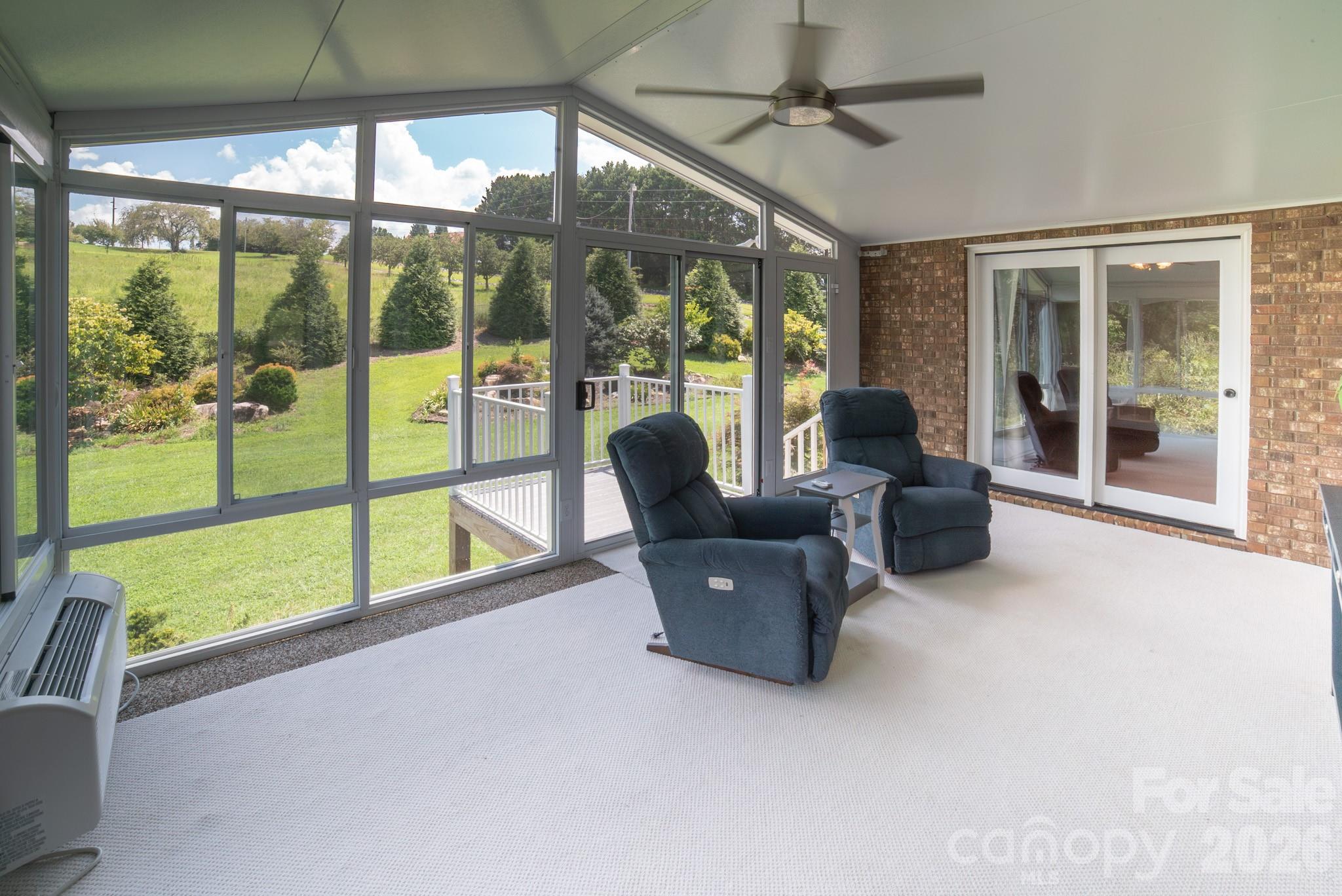 1633 Jamestown Road — Morganton