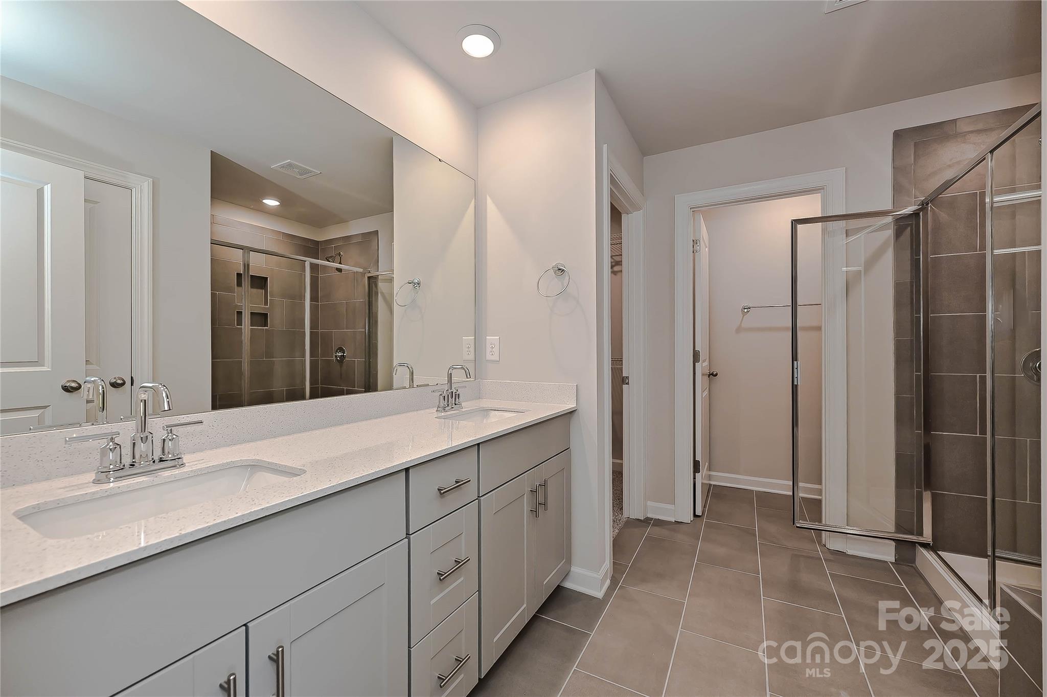 1433 Wildflower Street — Newton