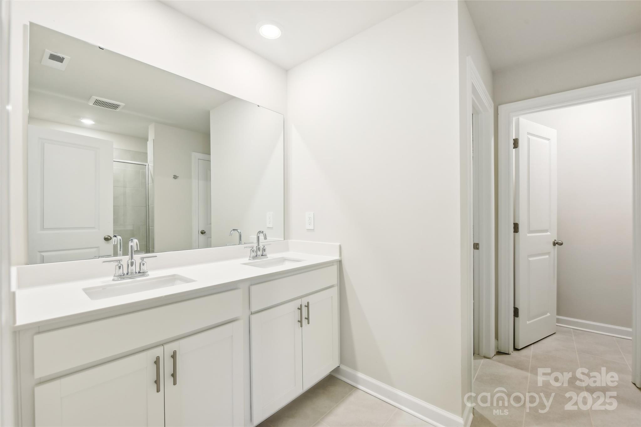 1429 Wildflower Street — Newton