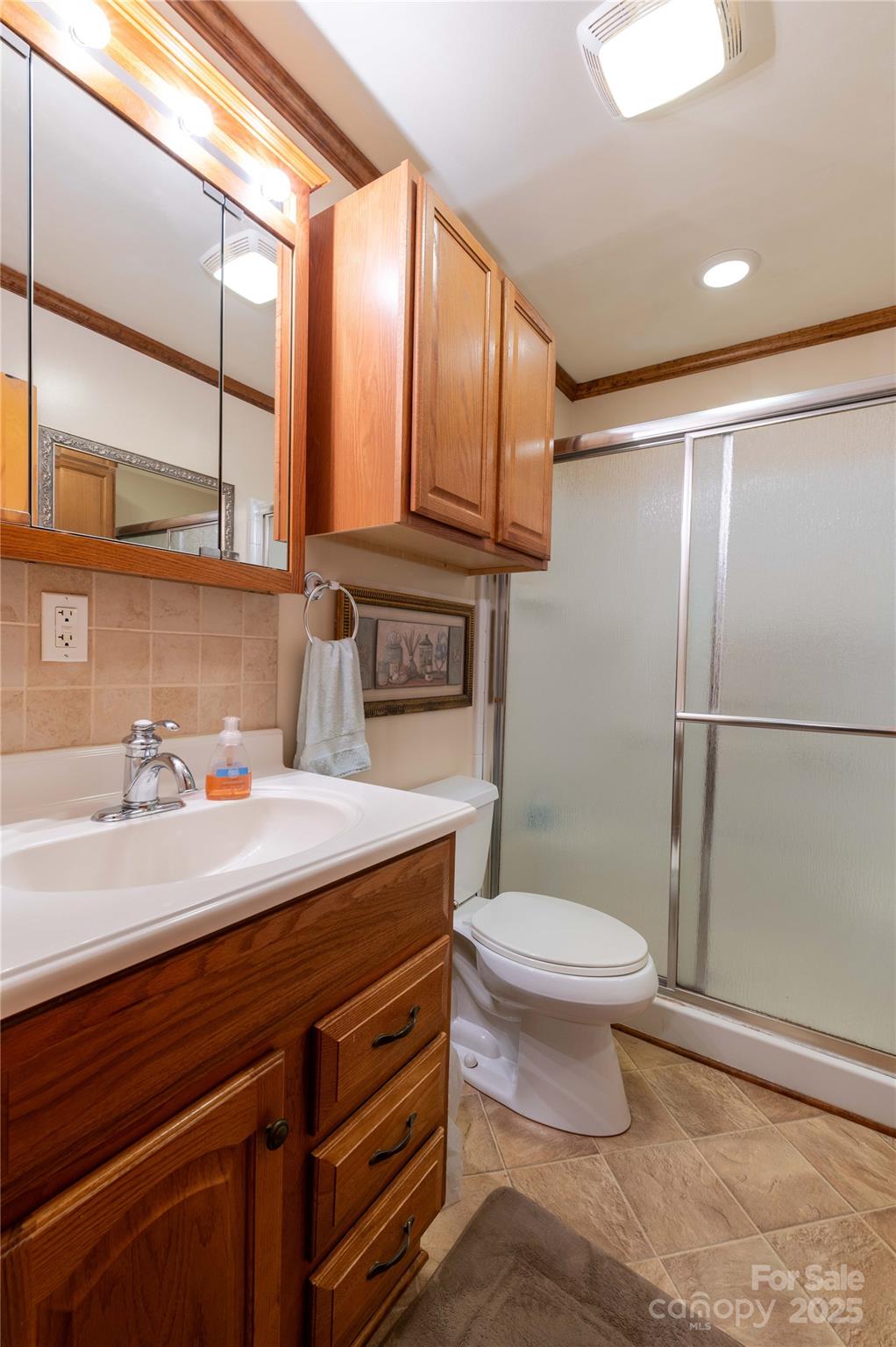 40 Double Island Road — Burnsville