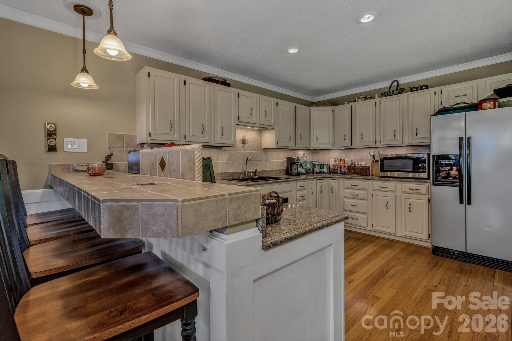 31 Mark Twain Road — Asheville