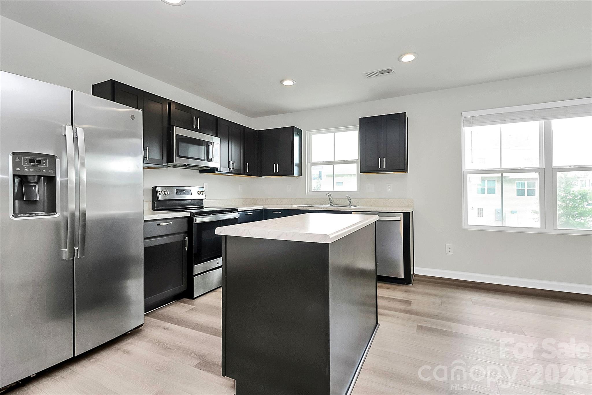 6320 Cutwater Circle — Charlotte