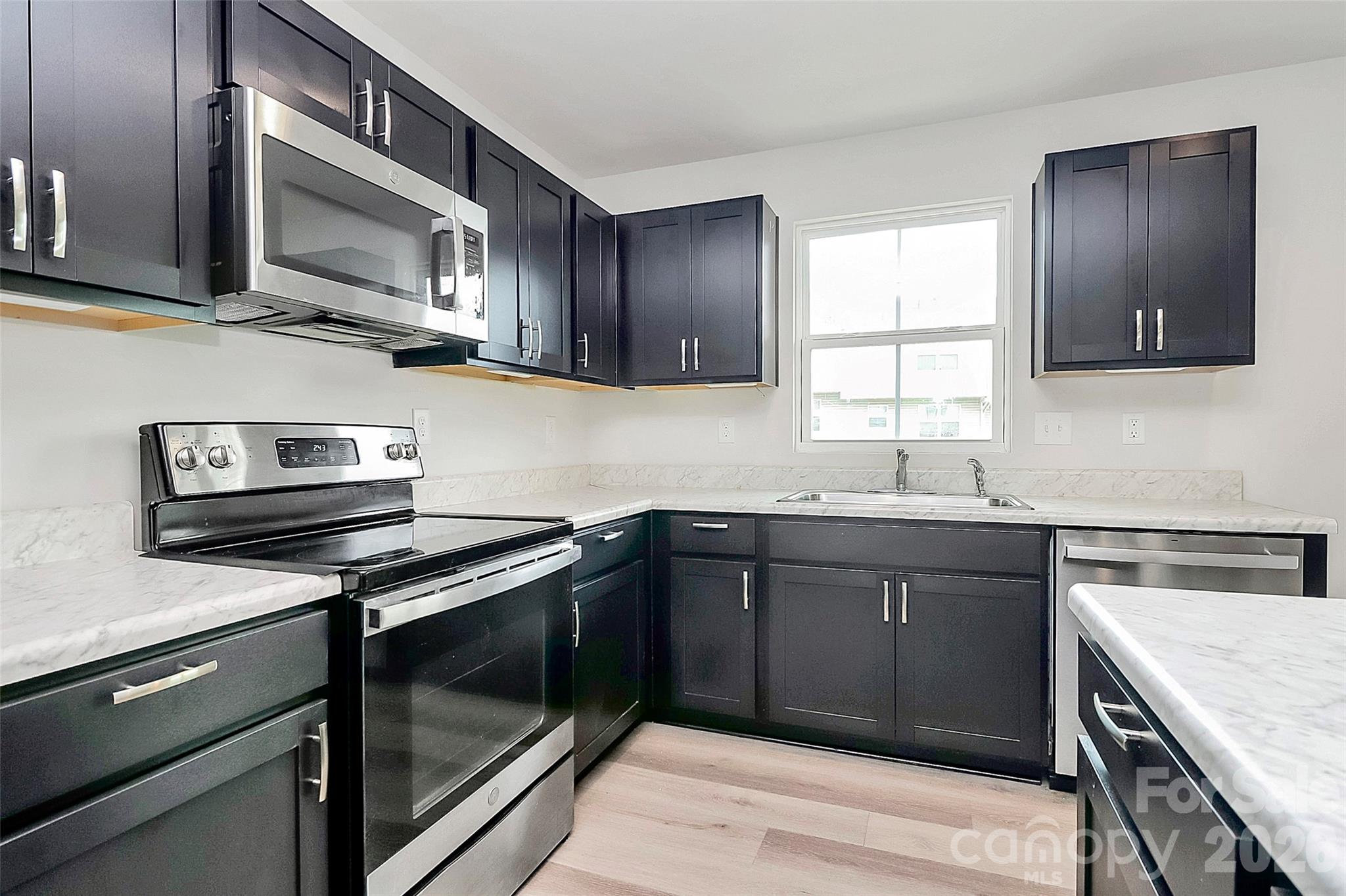 6320 Cutwater Circle — Charlotte