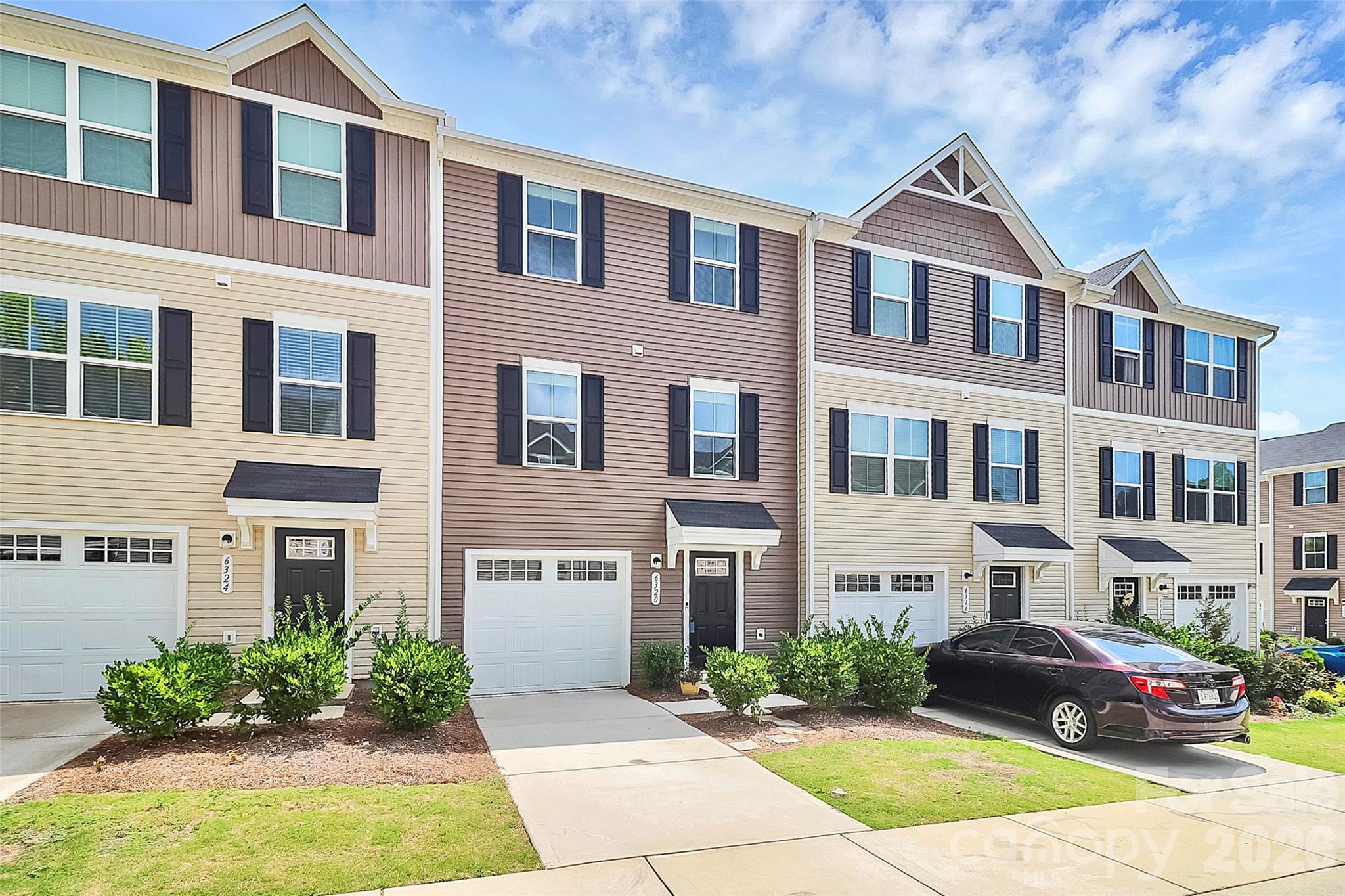 6320 Cutwater Circle — Charlotte