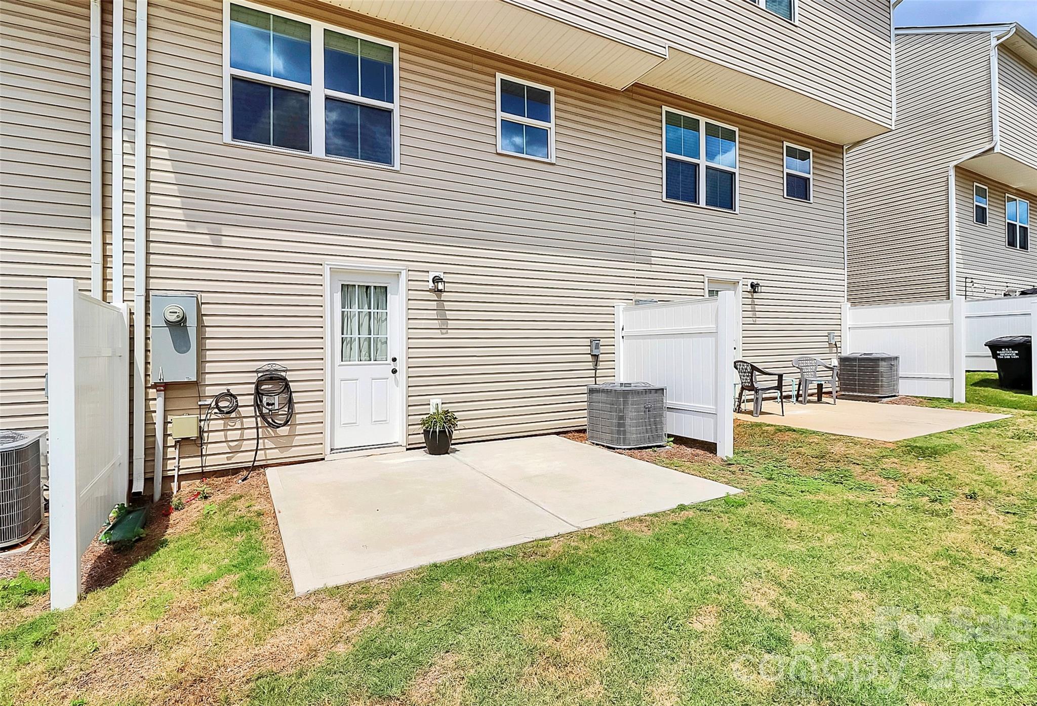 6320 Cutwater Circle — Charlotte