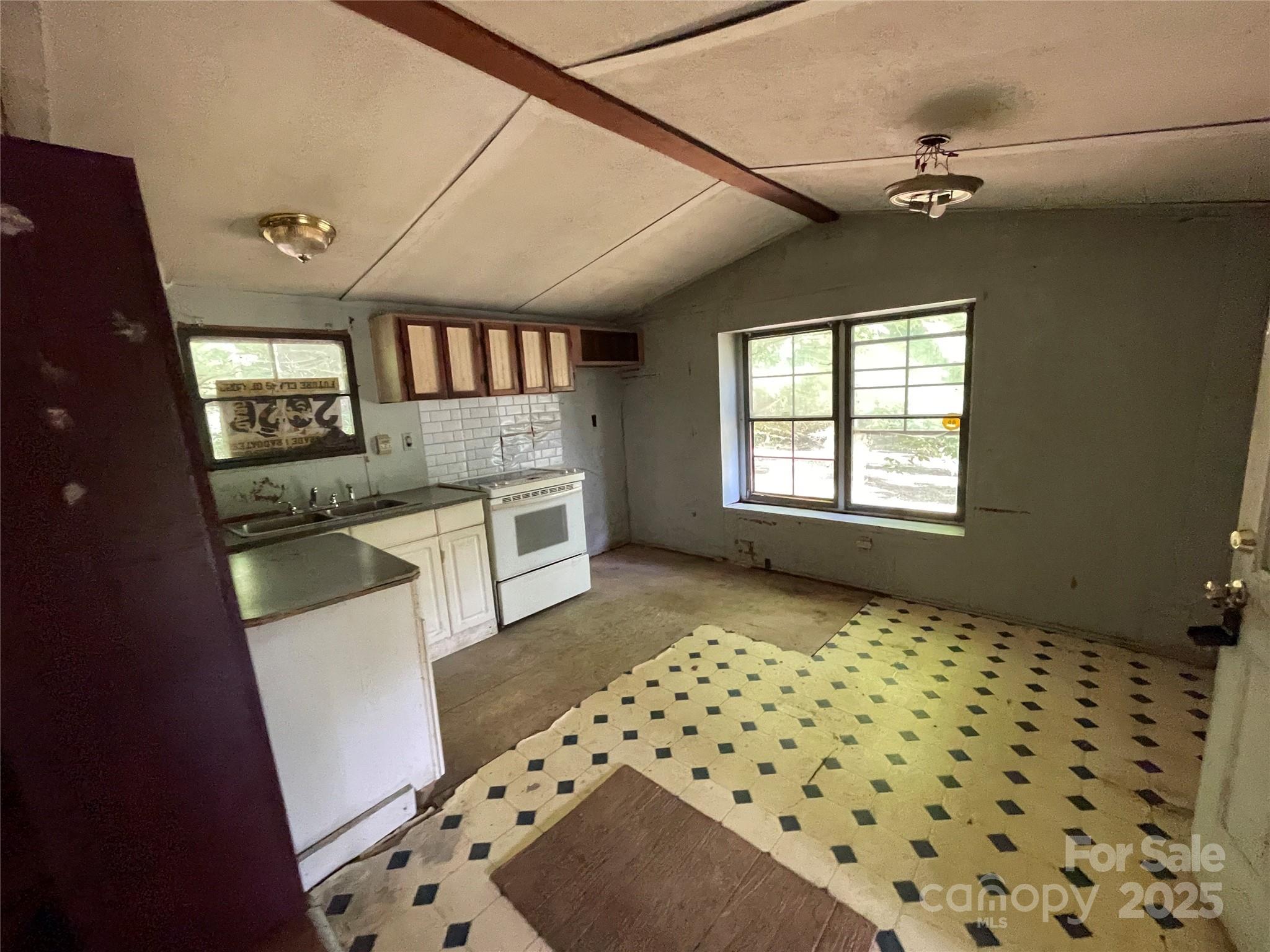 3388 Heisler Road — Rock Hill