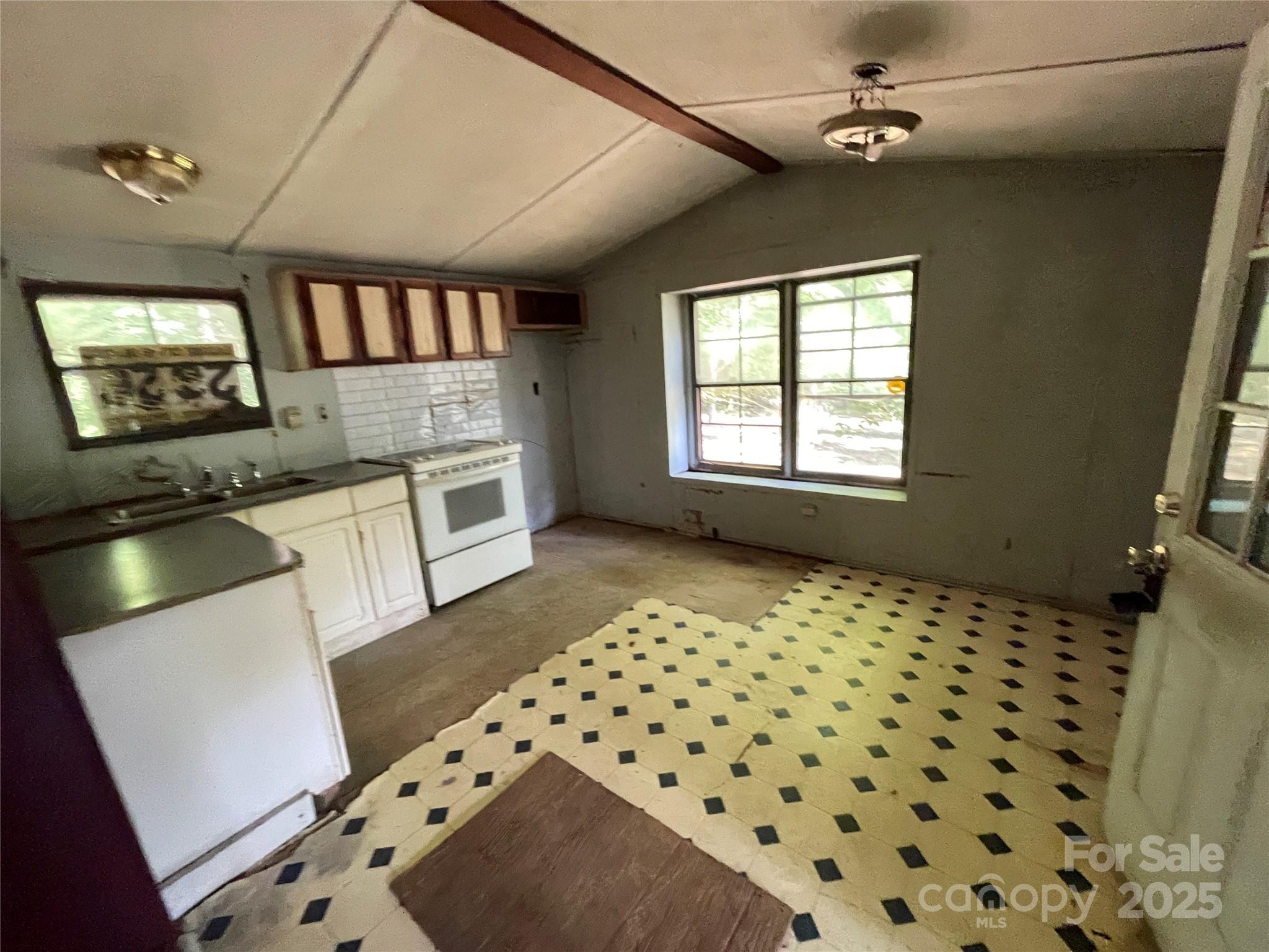3388 Heisler Road — Rock Hill
