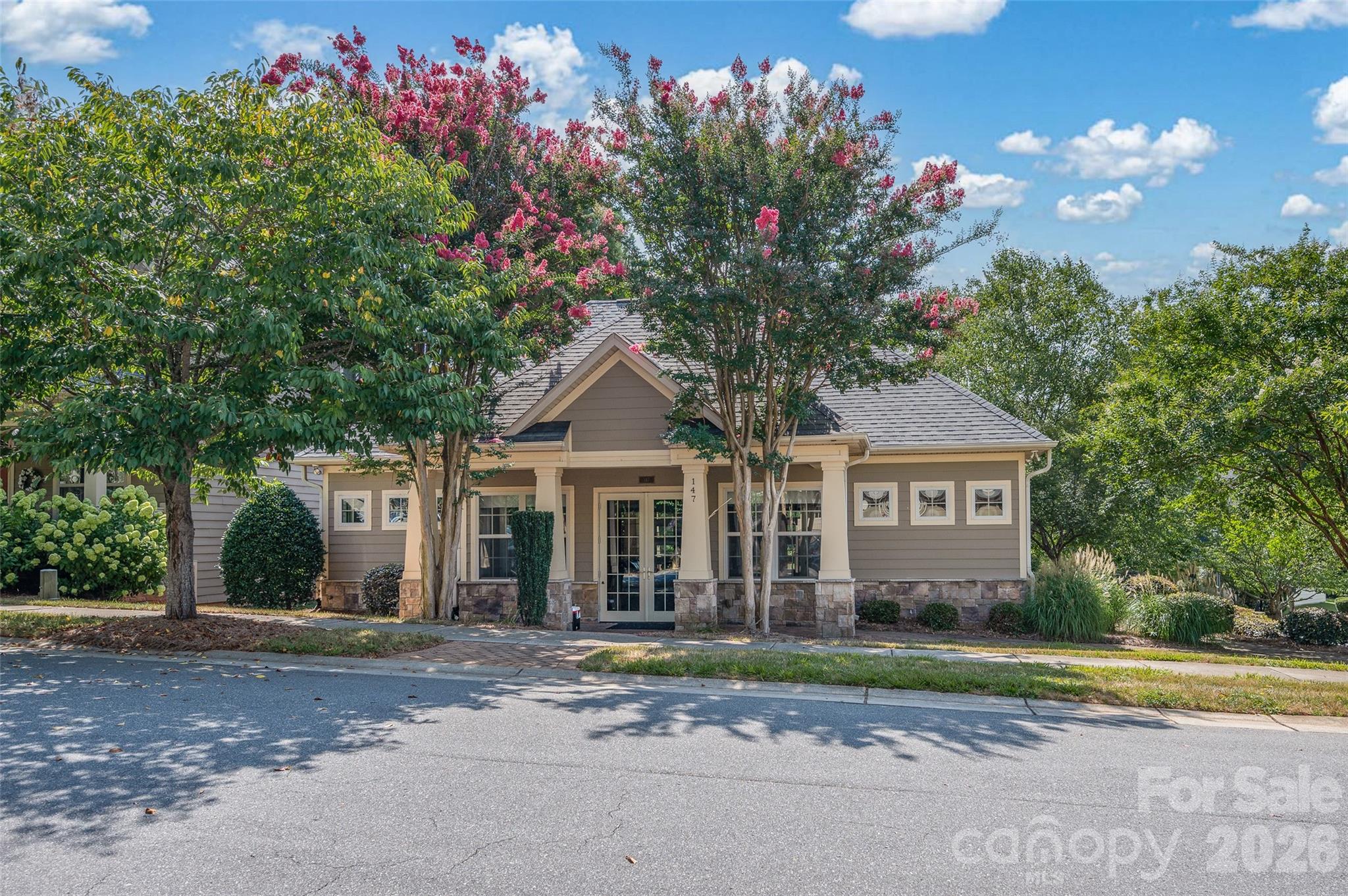 102 Coral Lane — Mooresville