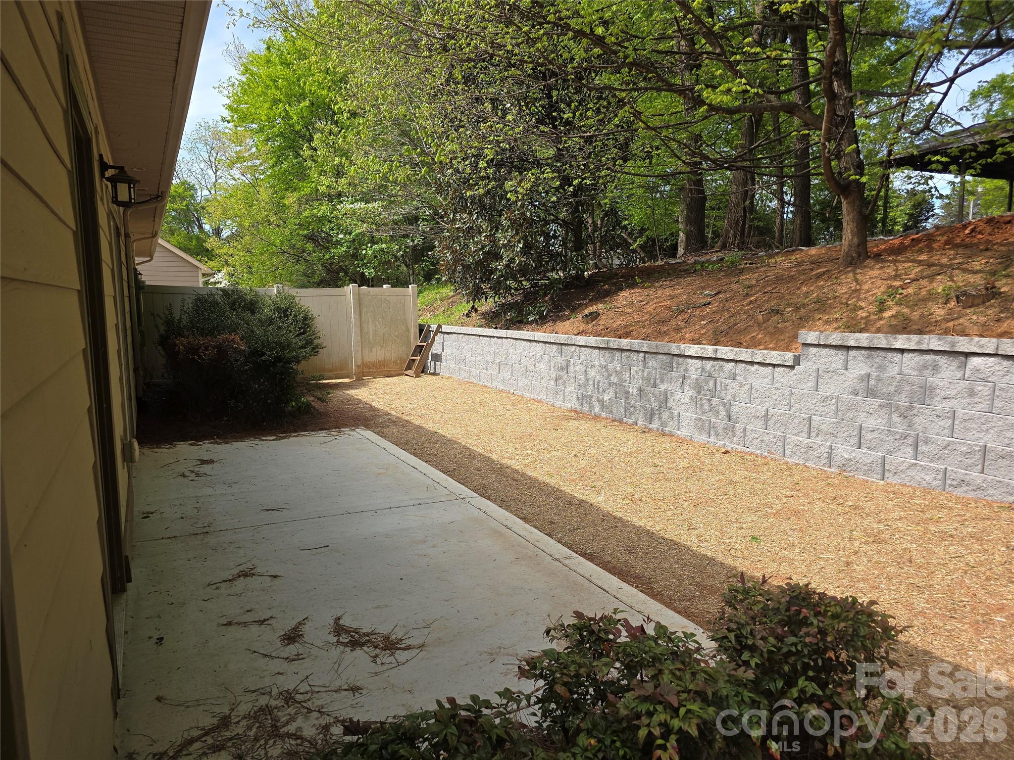 102 Coral Lane — Mooresville