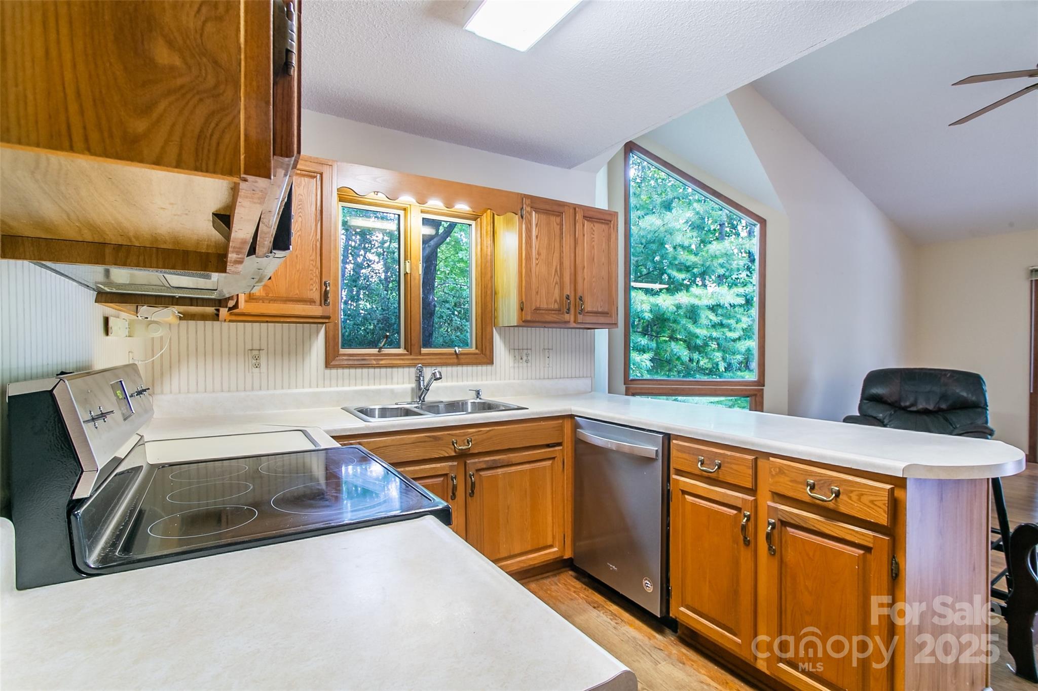47 Tsitsi Court — Brevard