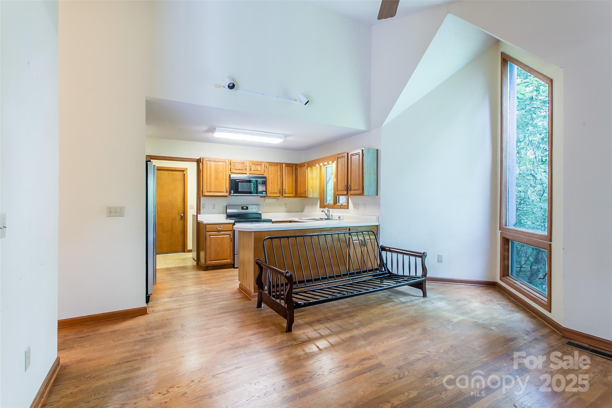 47 Tsitsi Court — Brevard