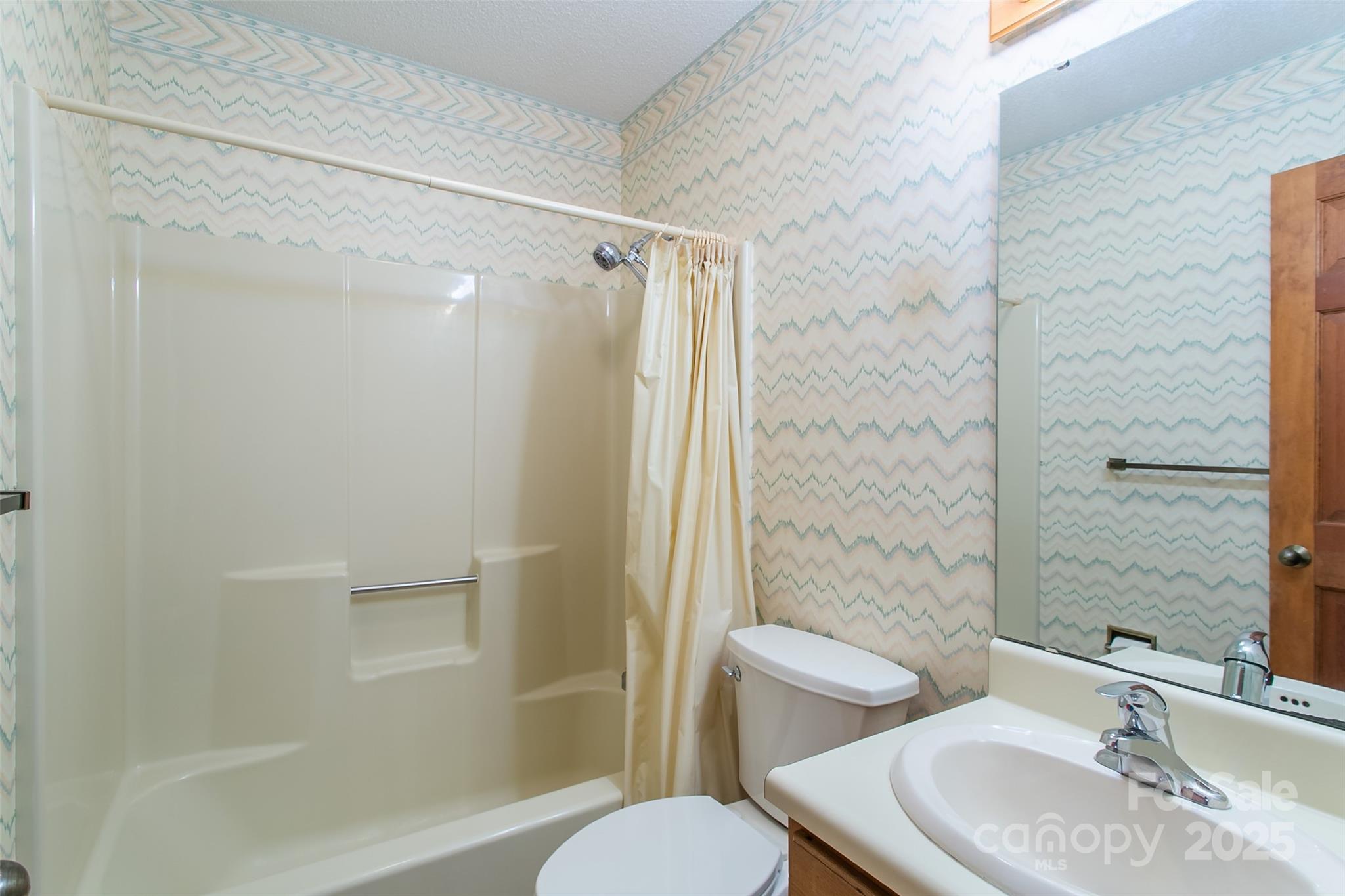 47 Tsitsi Court — Brevard
