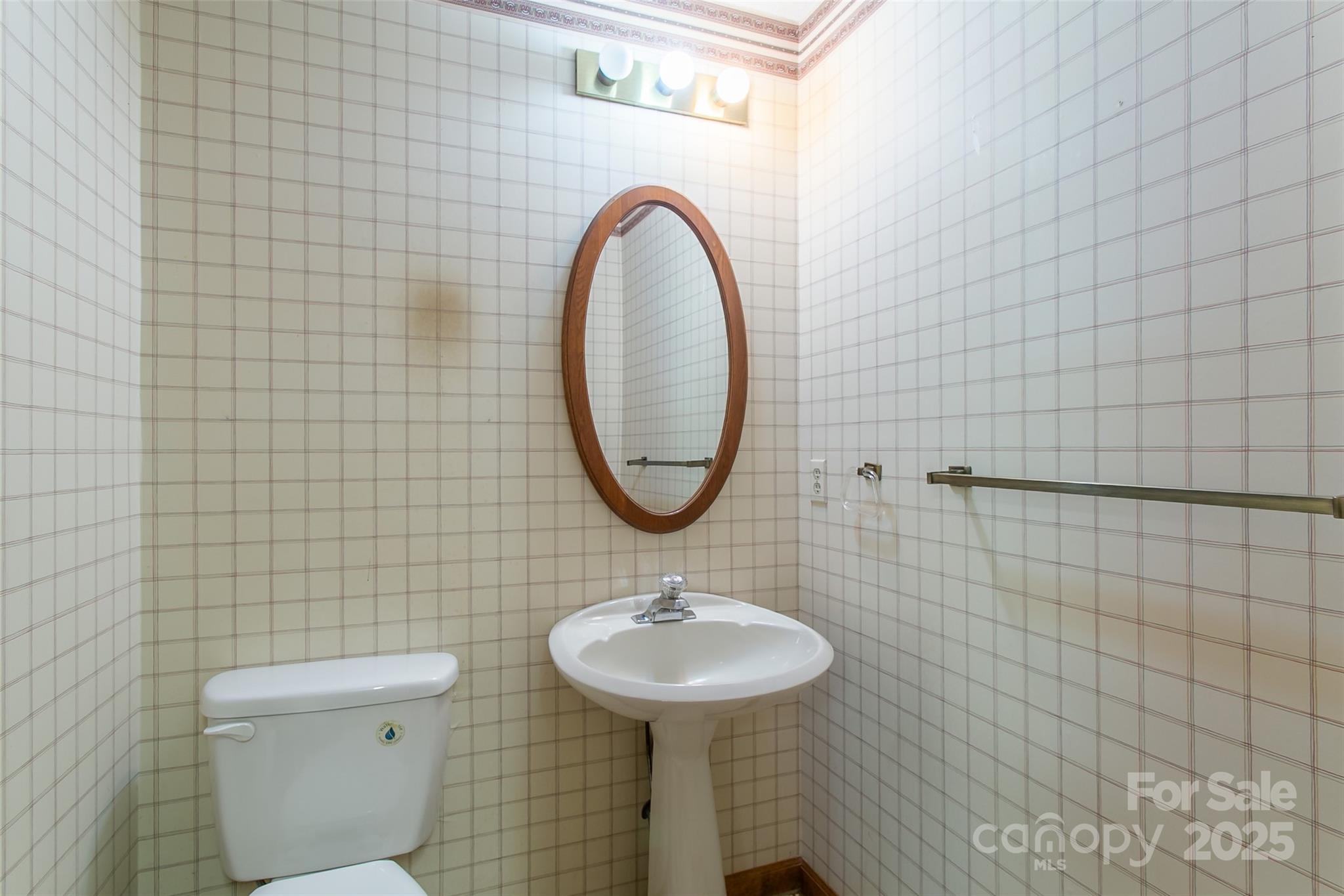 47 Tsitsi Court — Brevard