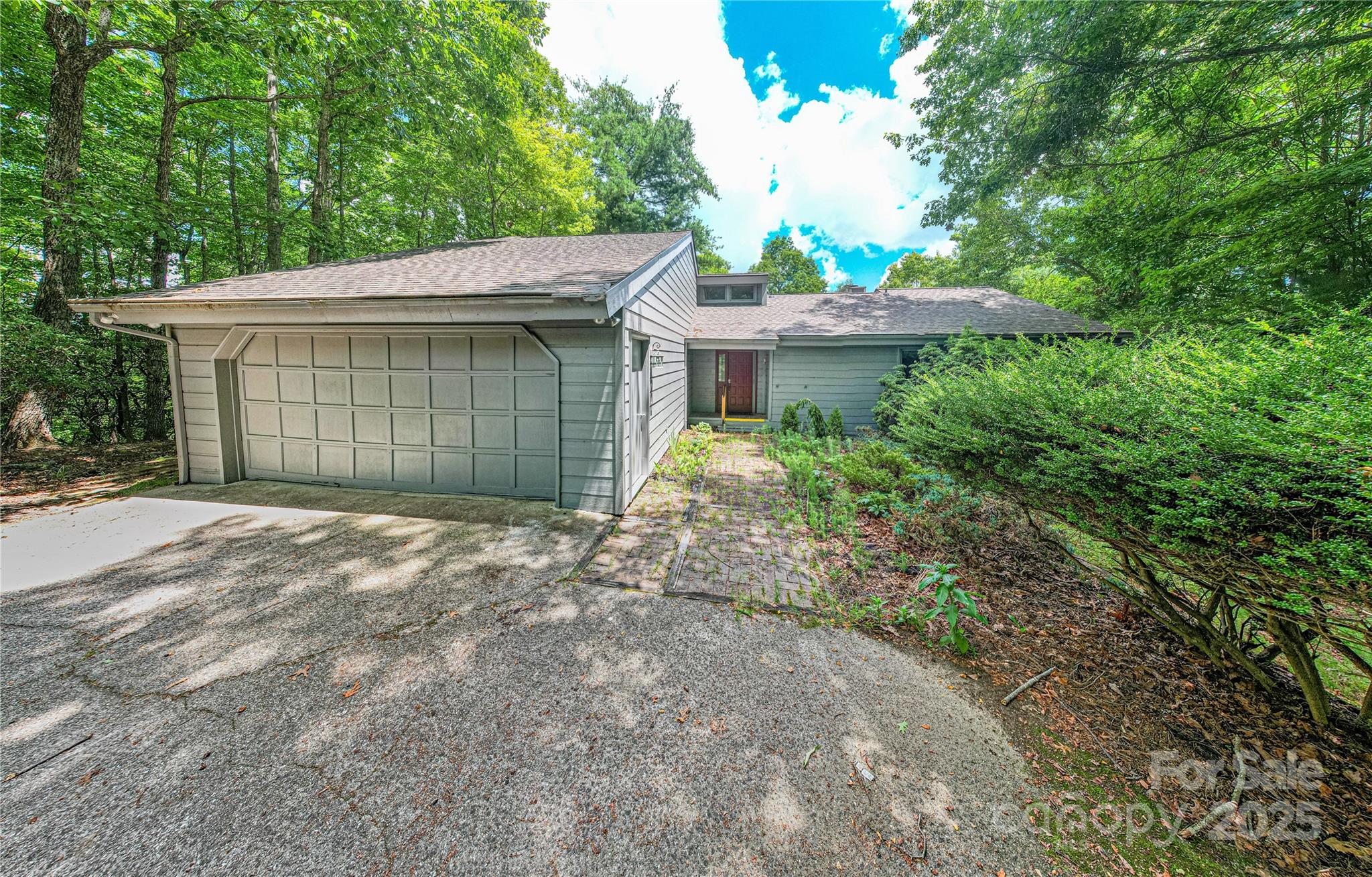 47 Tsitsi Court — Brevard