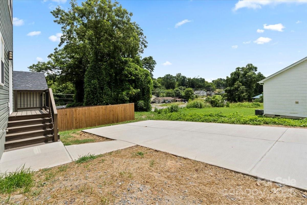 431 W Norment Avenue — Gastonia