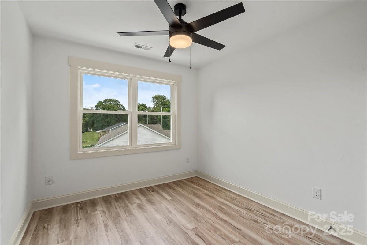 431 W Norment Avenue — Gastonia