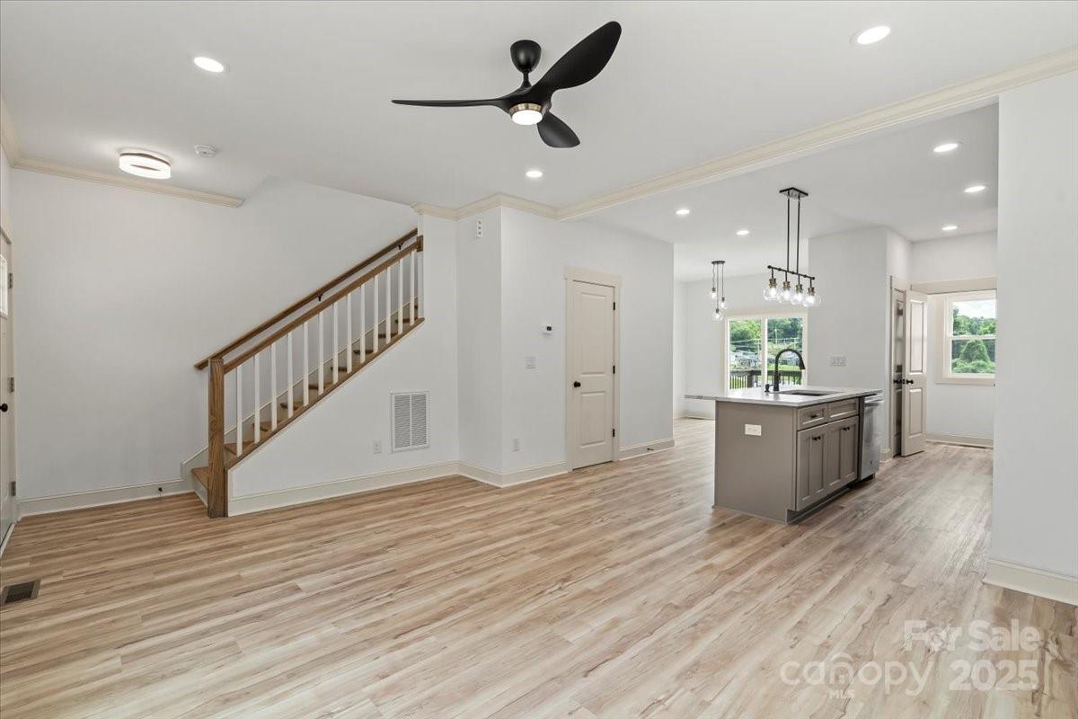 431 W Norment Avenue — Gastonia