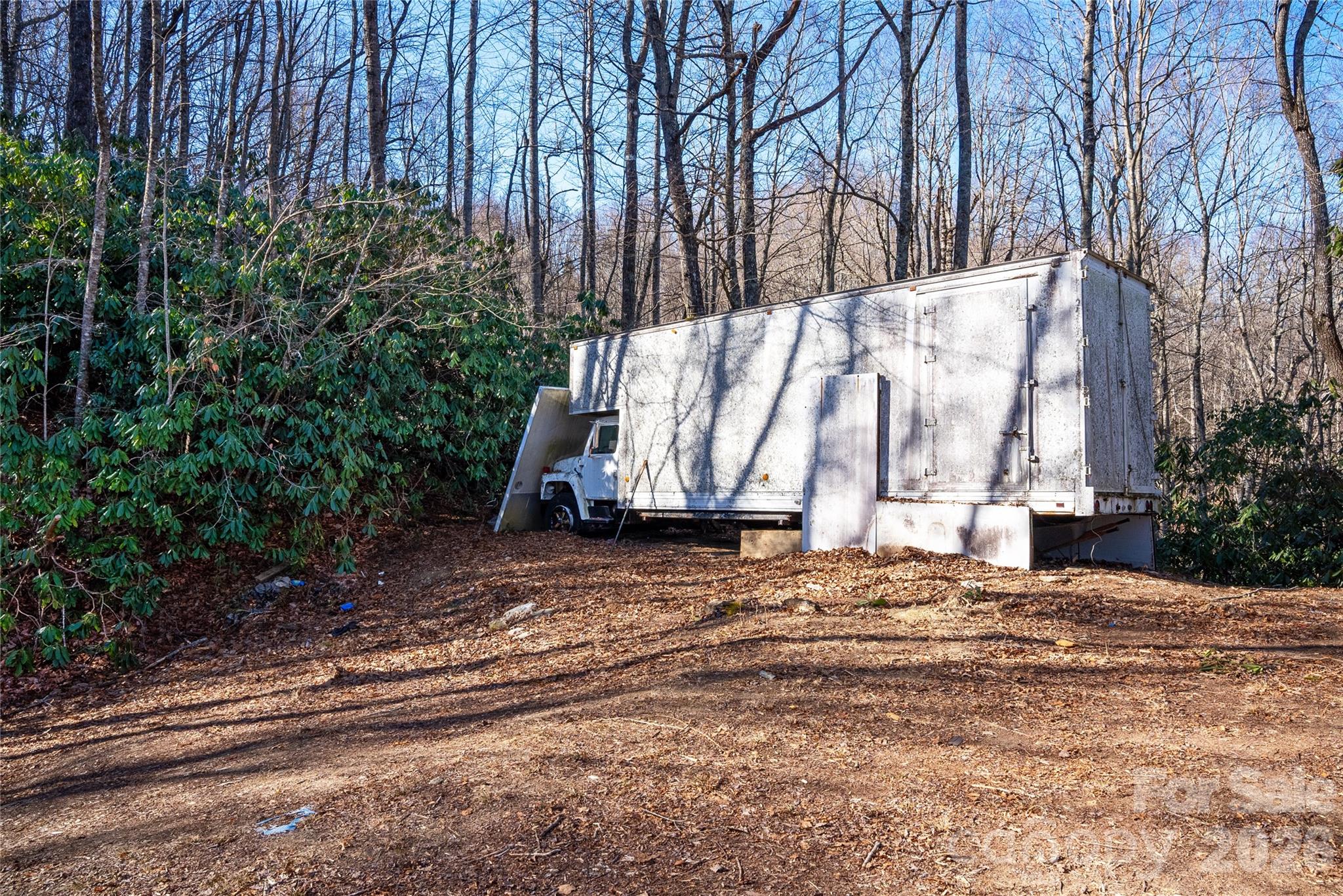 370 Moons Rest Lane — Brevard