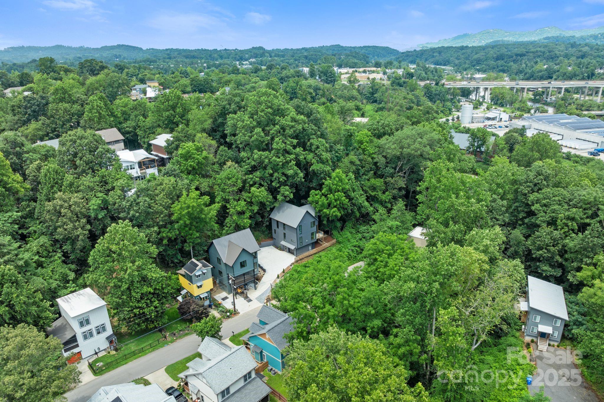 43 Waynesville Avenue — Asheville