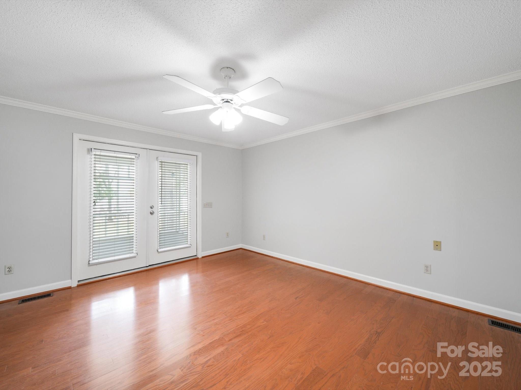 2364 Lakeside Drive — Liberty Hill