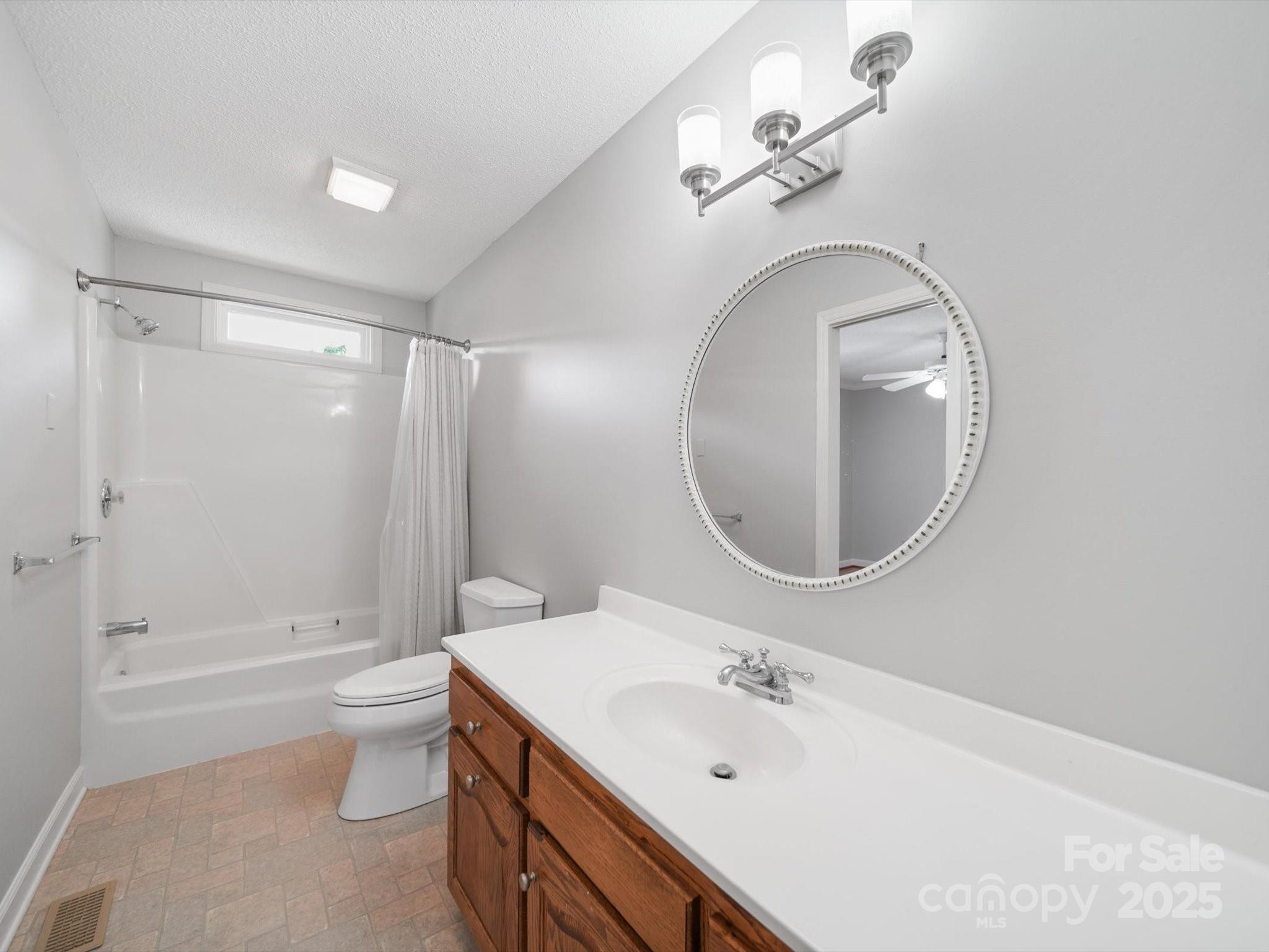 2364 Lakeside Drive — Liberty Hill