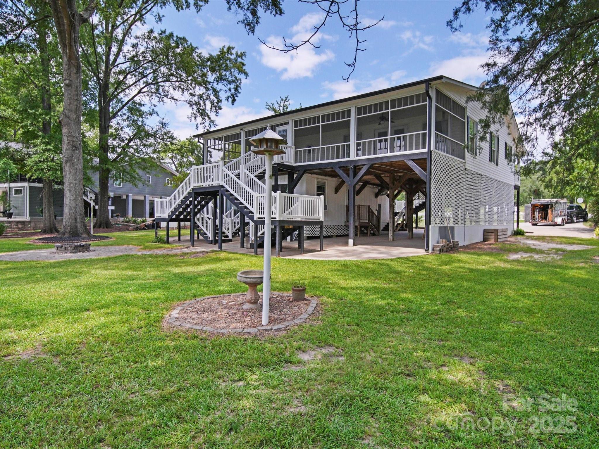 2364 Lakeside Drive — Liberty Hill