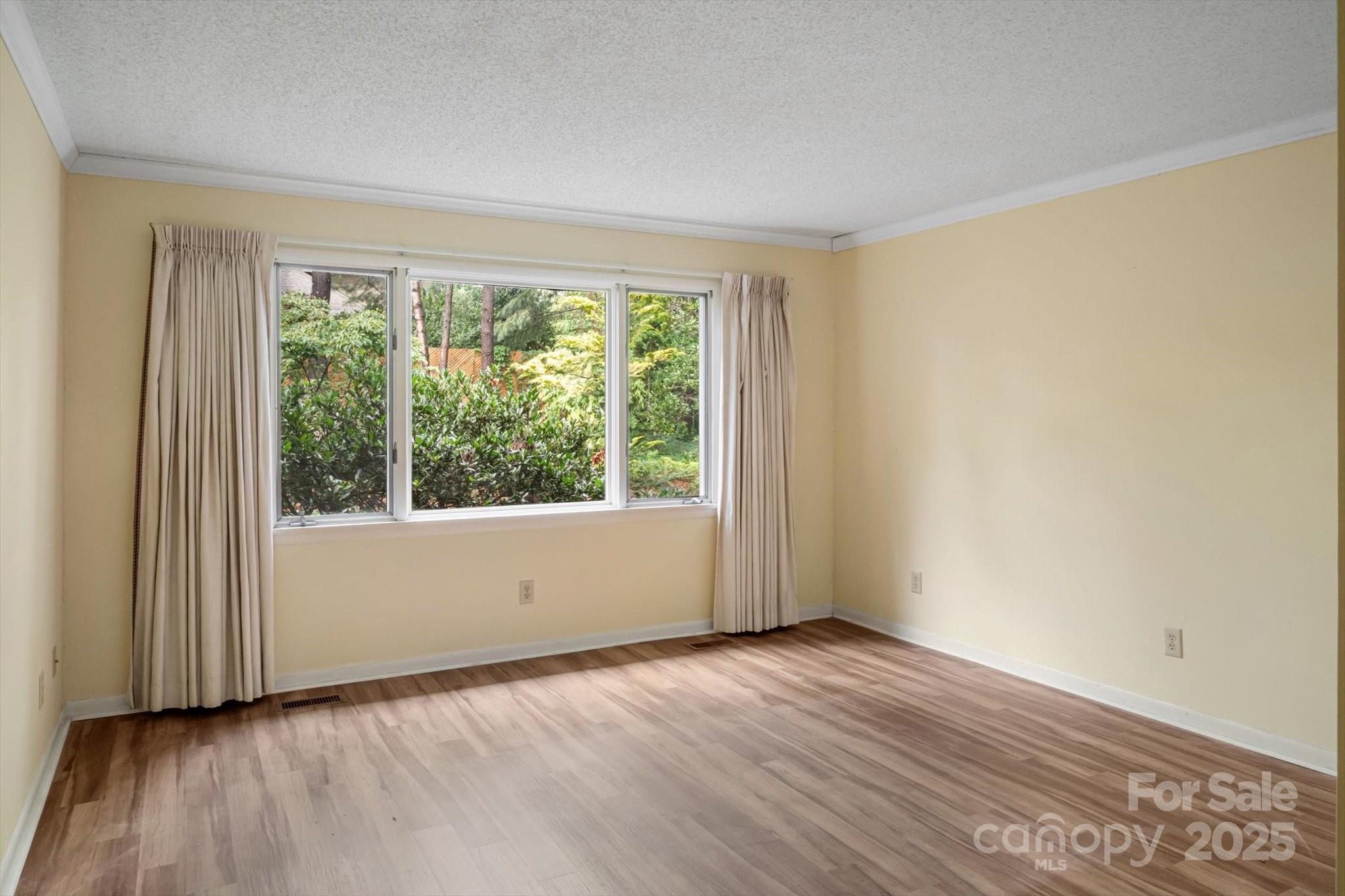 470 Crowfields Drive #6 — Asheville