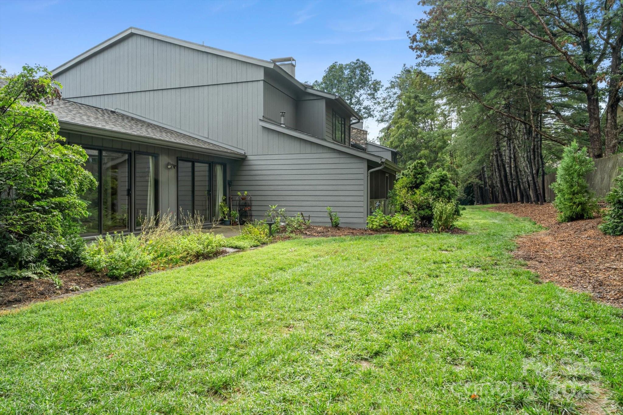 470 Crowfields Drive #6 — Asheville