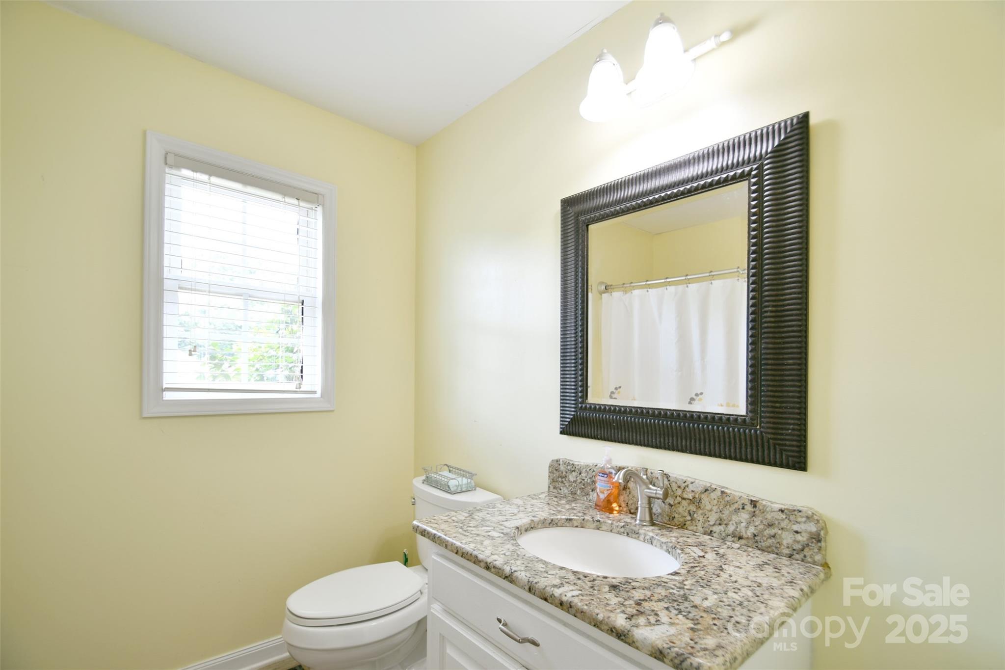 2914 Weatherfield Drive — Lincolnton