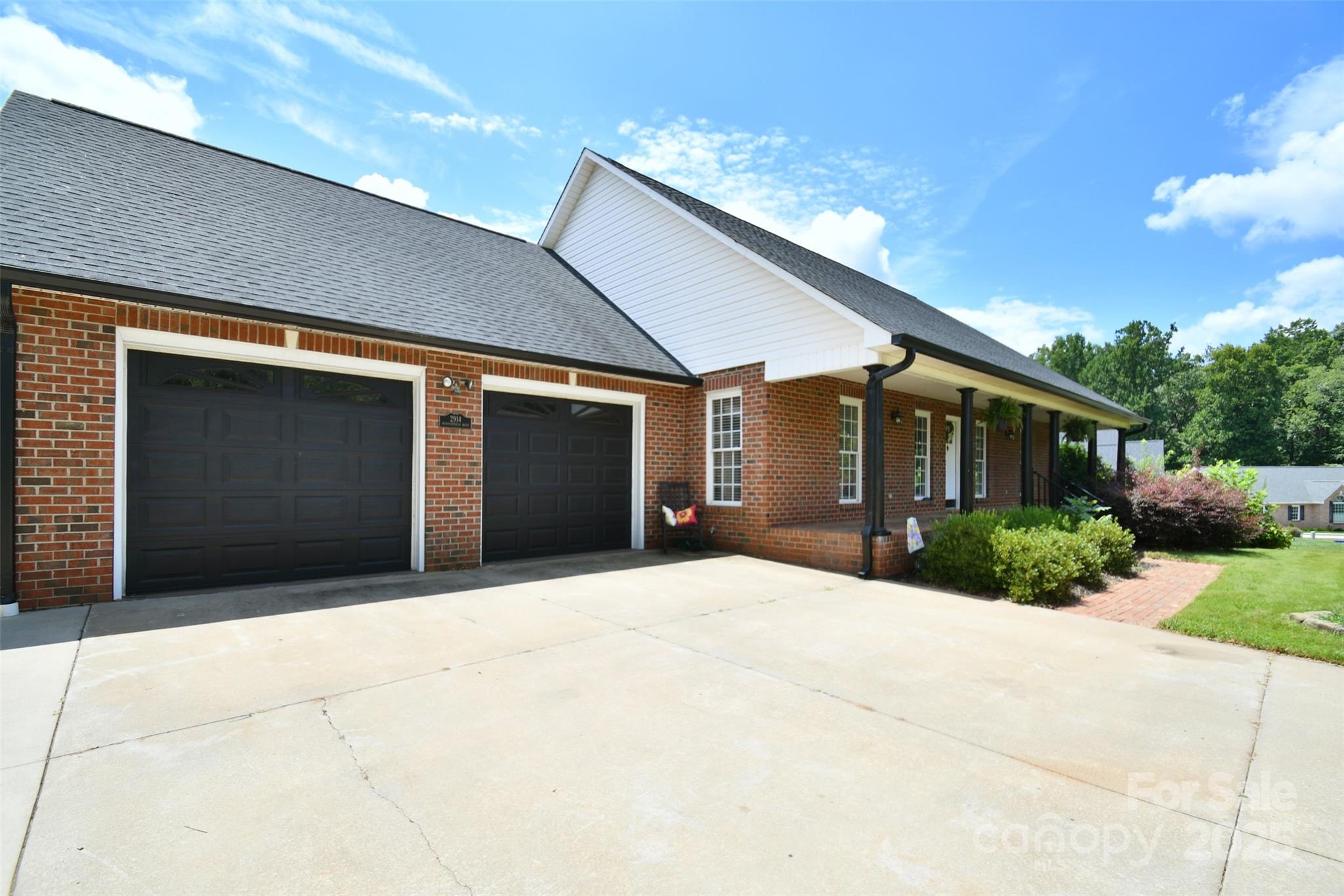 2914 Weatherfield Drive — Lincolnton