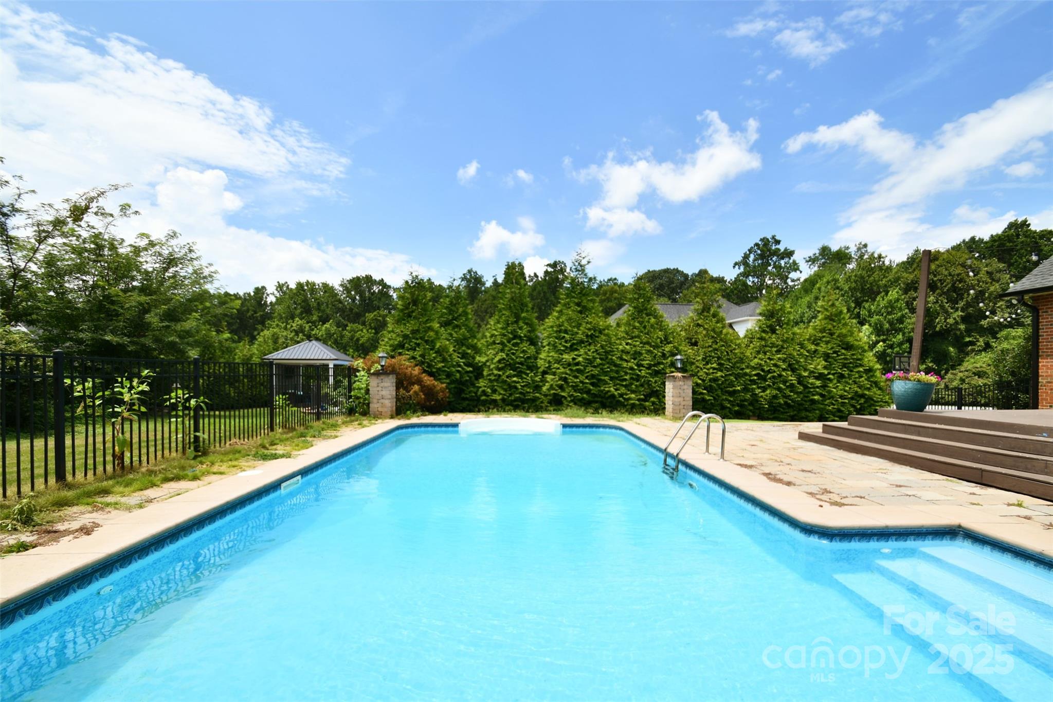 2914 Weatherfield Drive — Lincolnton