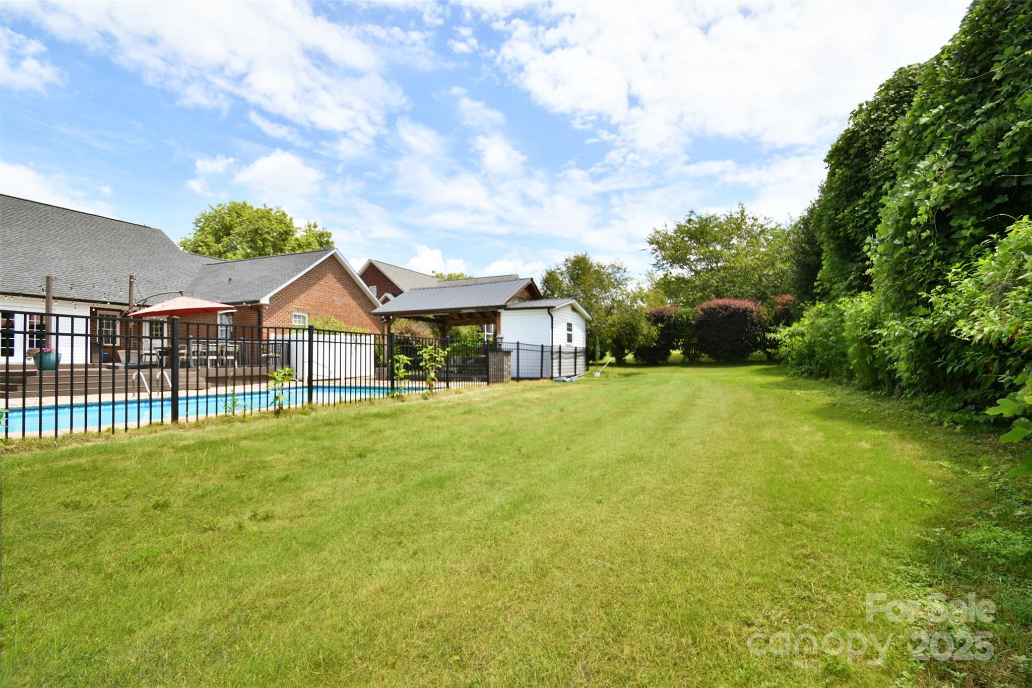 2914 Weatherfield Drive — Lincolnton