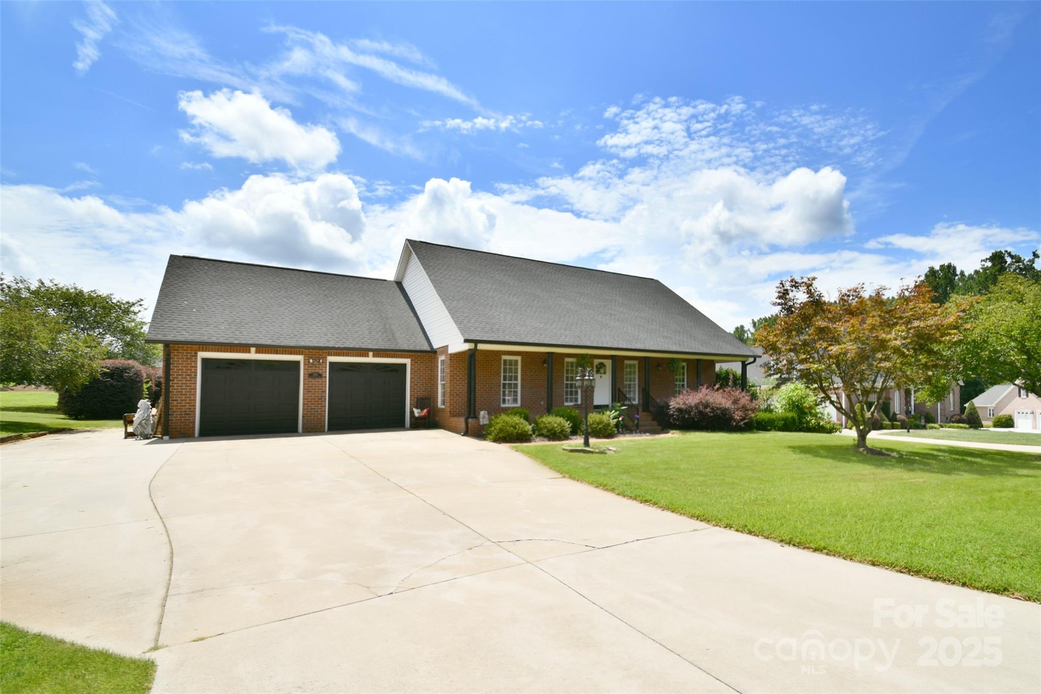 2914 Weatherfield Drive — Lincolnton