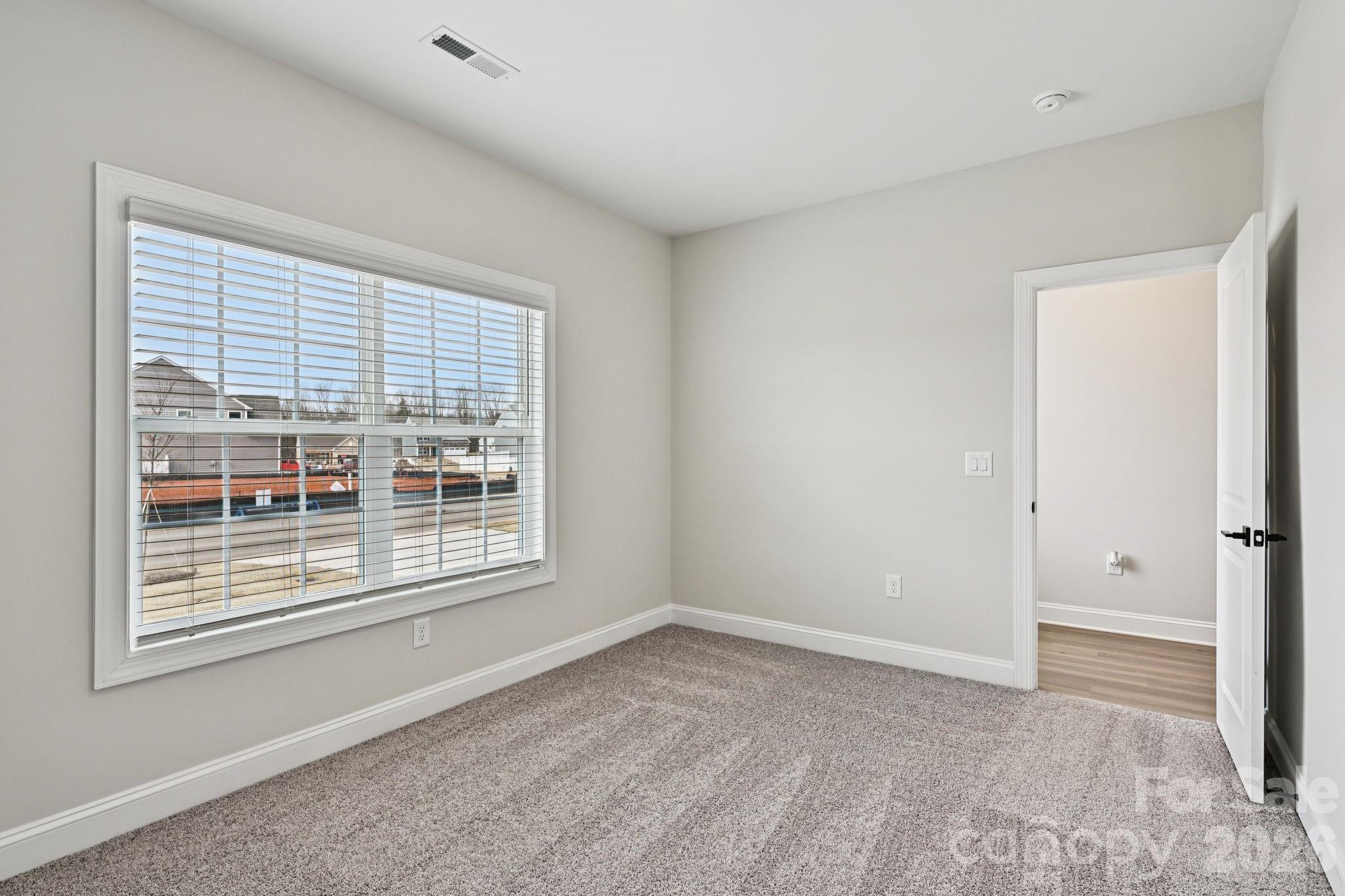 120 Rills Crossing Way — Troutman
