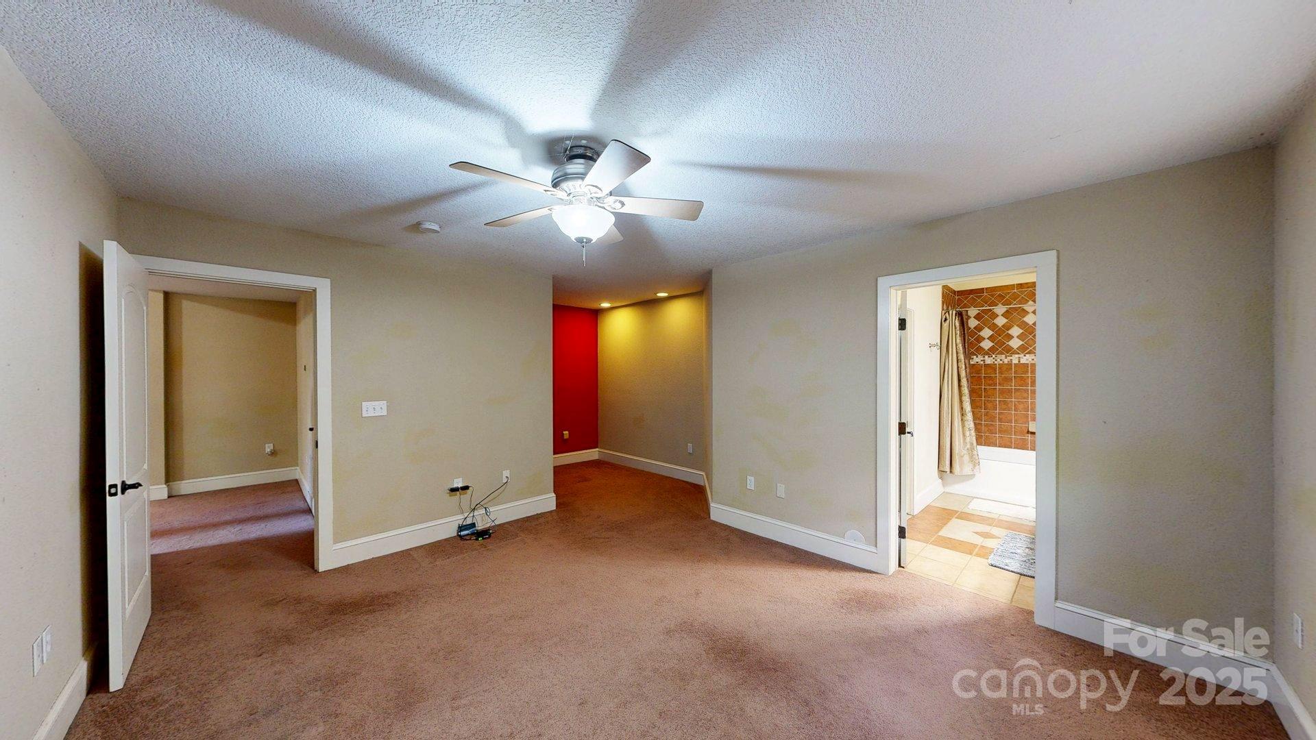 6 Sunrise Valley — Leicester