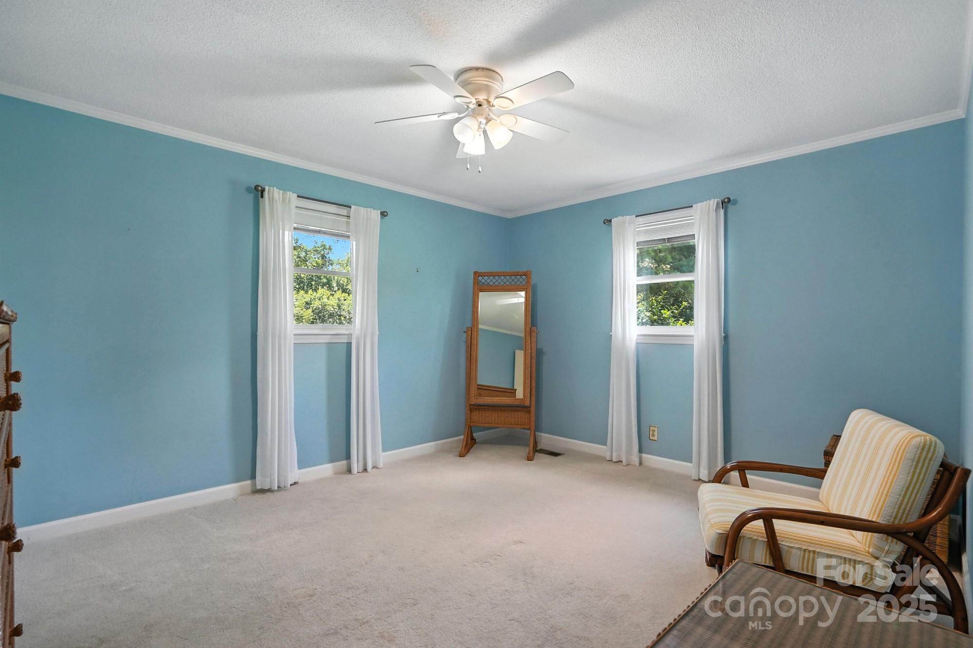 3427 N Nc 16 Highway — Denver