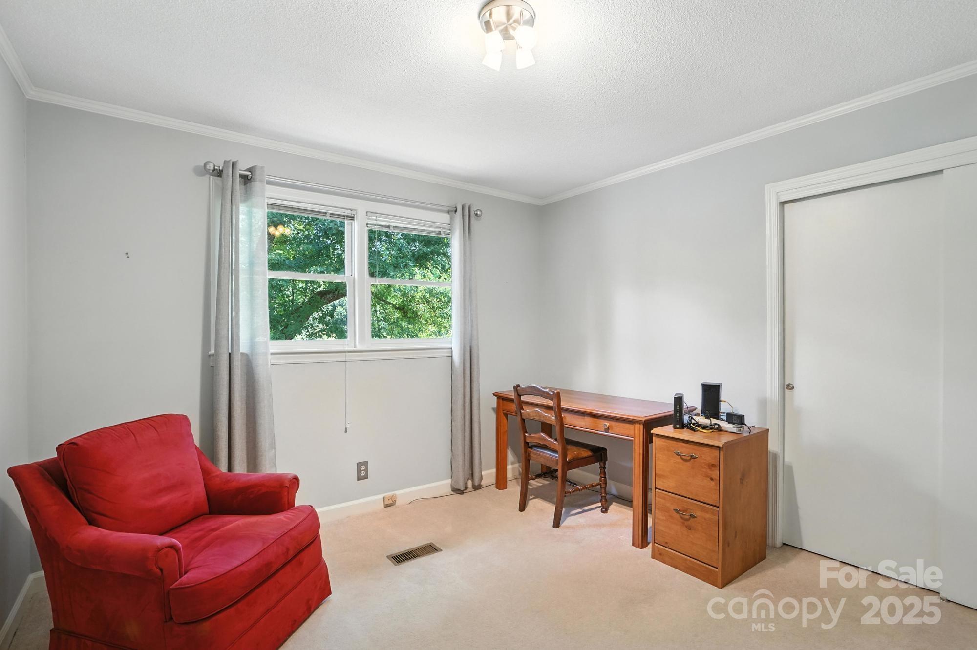 3427 N Nc 16 Highway — Denver