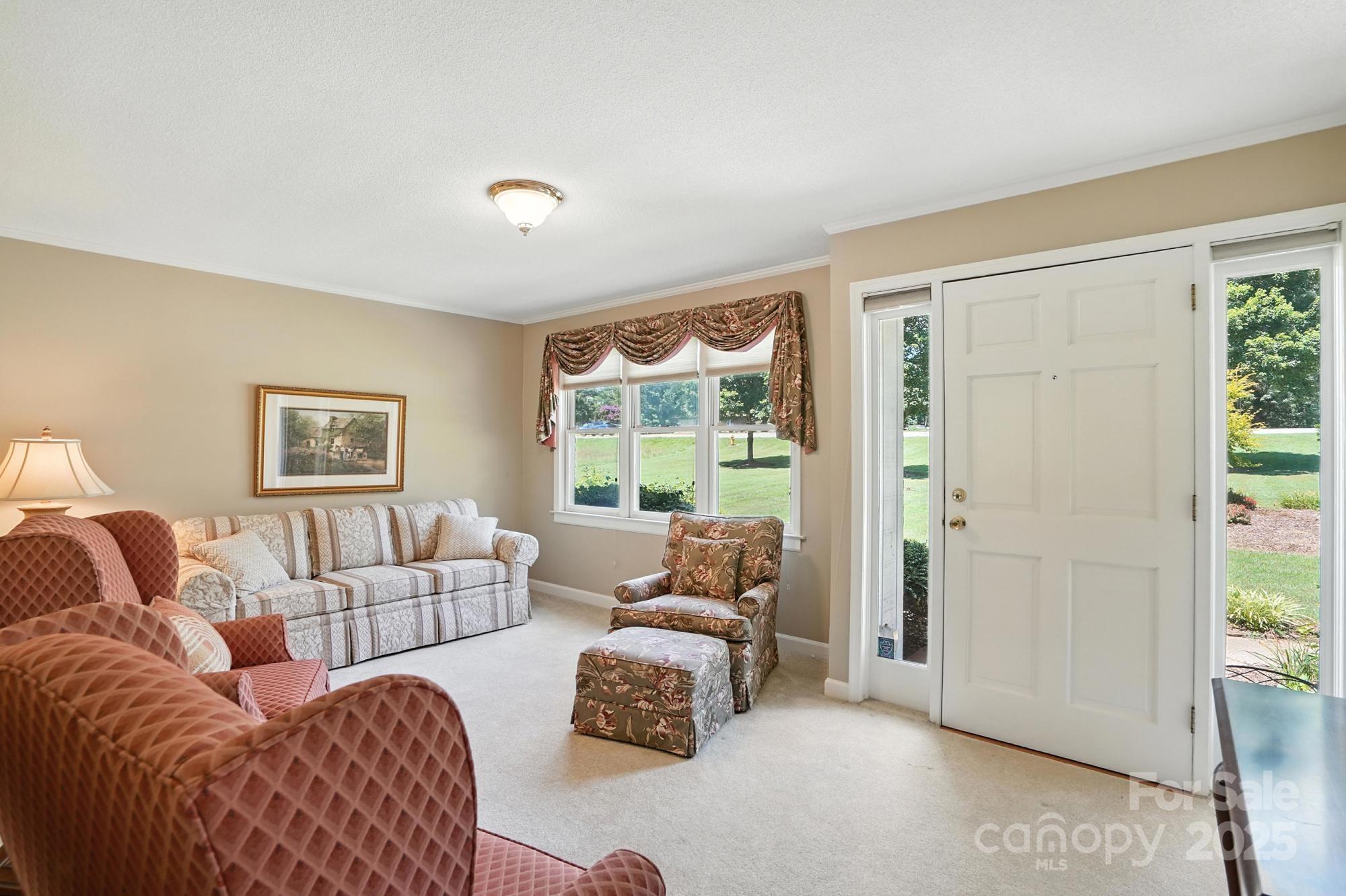 3427 N Nc 16 Highway — Denver