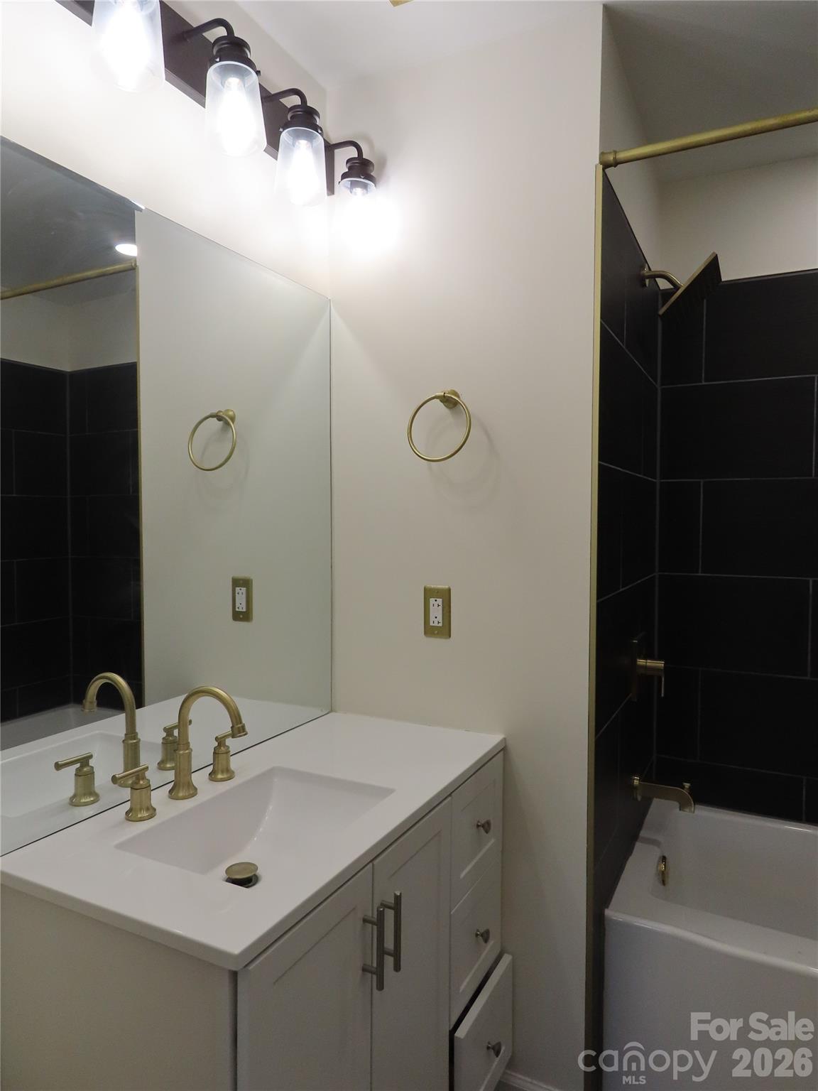 204 Rowland Avenue — Heath Springs