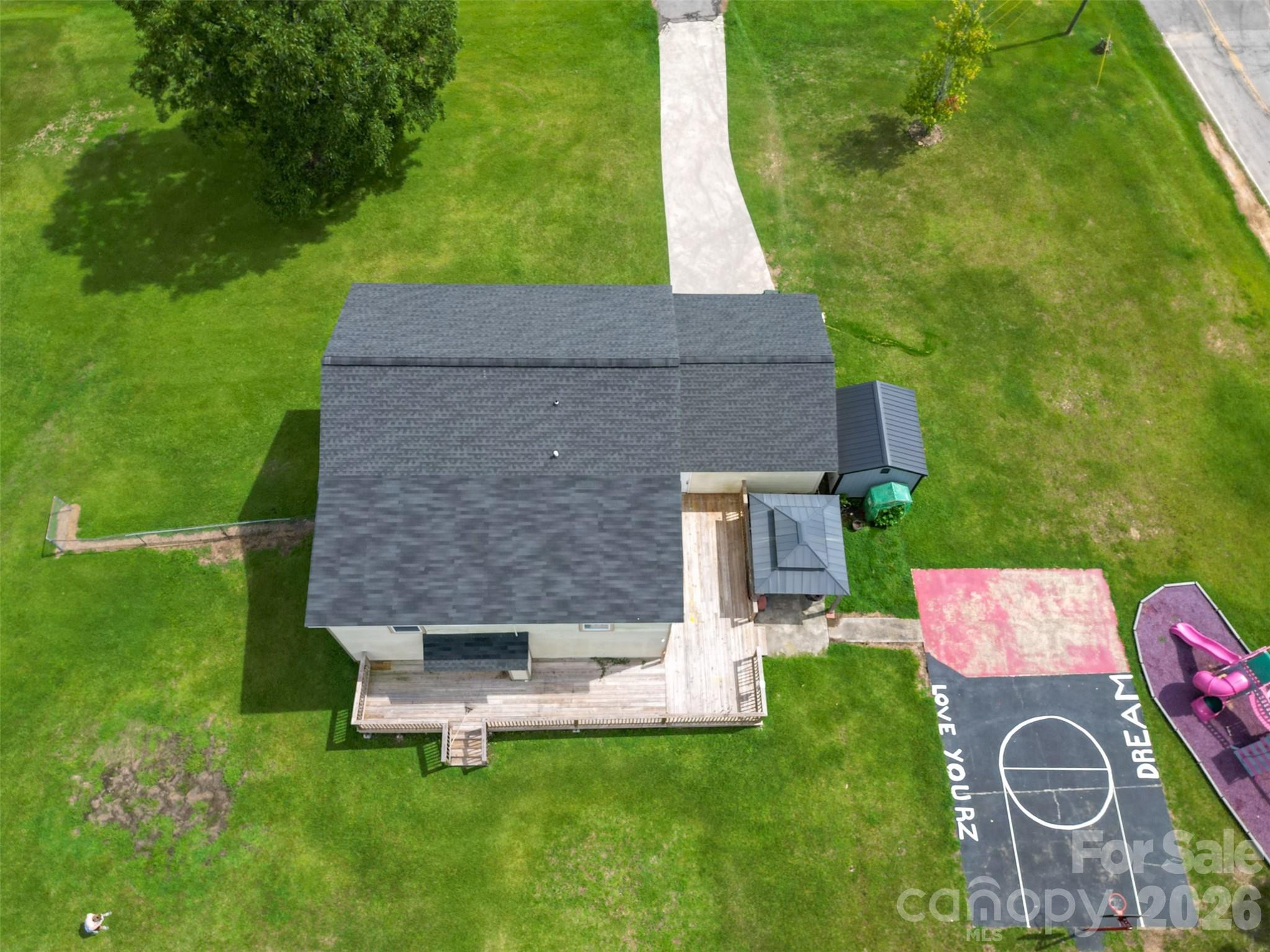 204 Rowland Avenue — Heath Springs