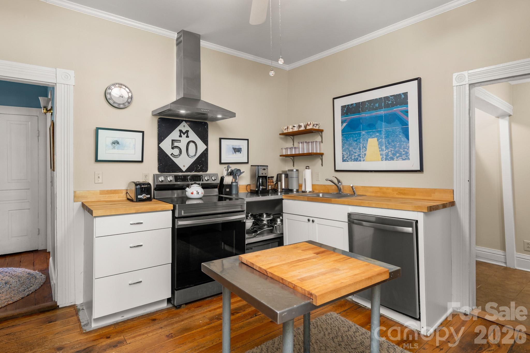 334 Greenville Street — Saluda
